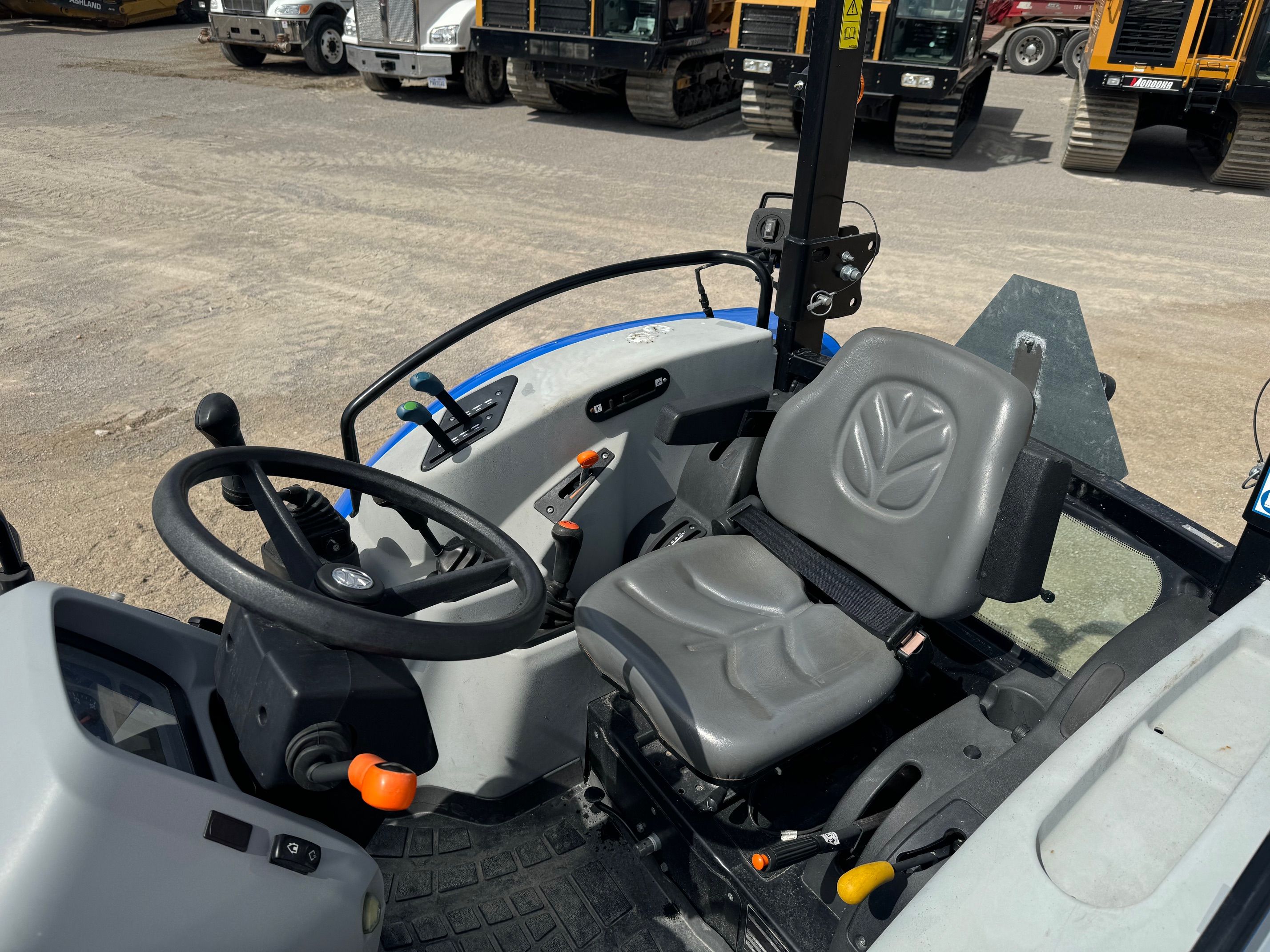 2024 NEW HOLLAND WORKMASTER 50 Photo 6 Thumbnail