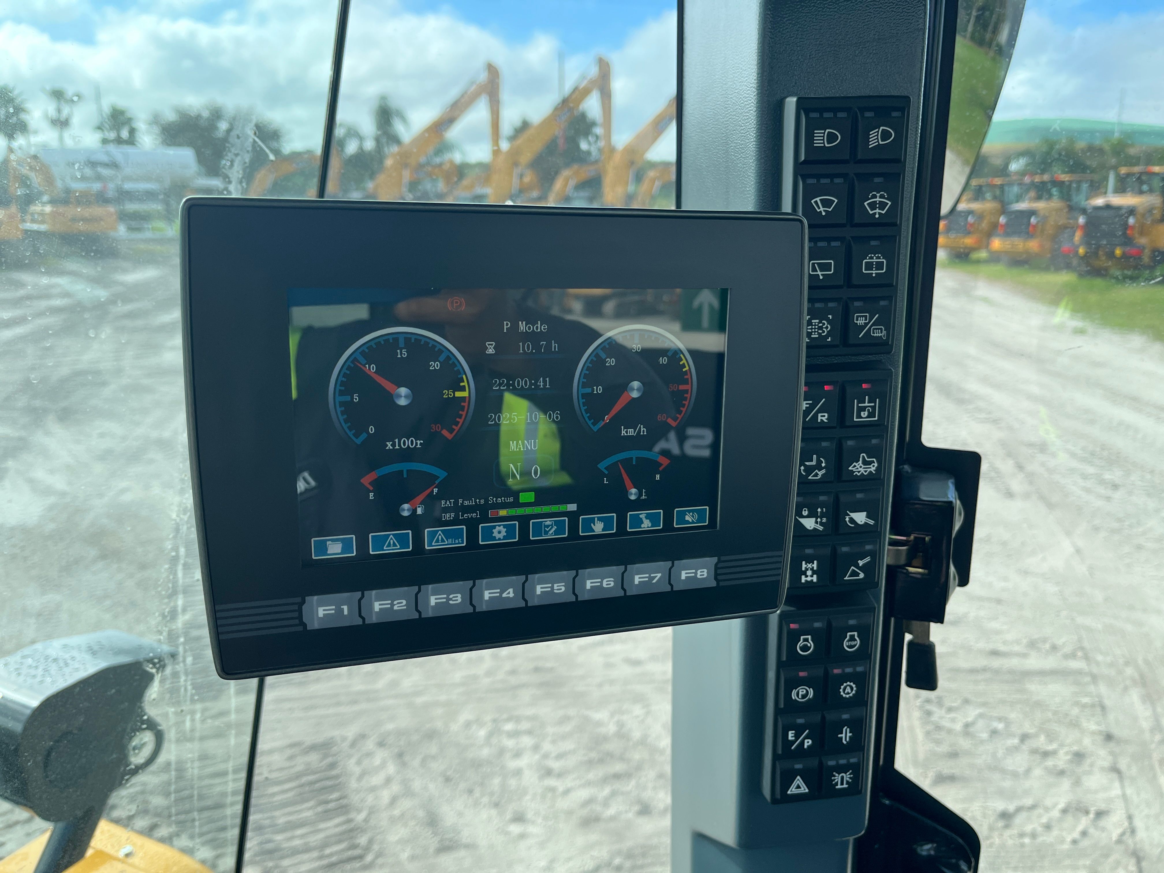 2025 SANY SW305K Photo 10 Thumbnail