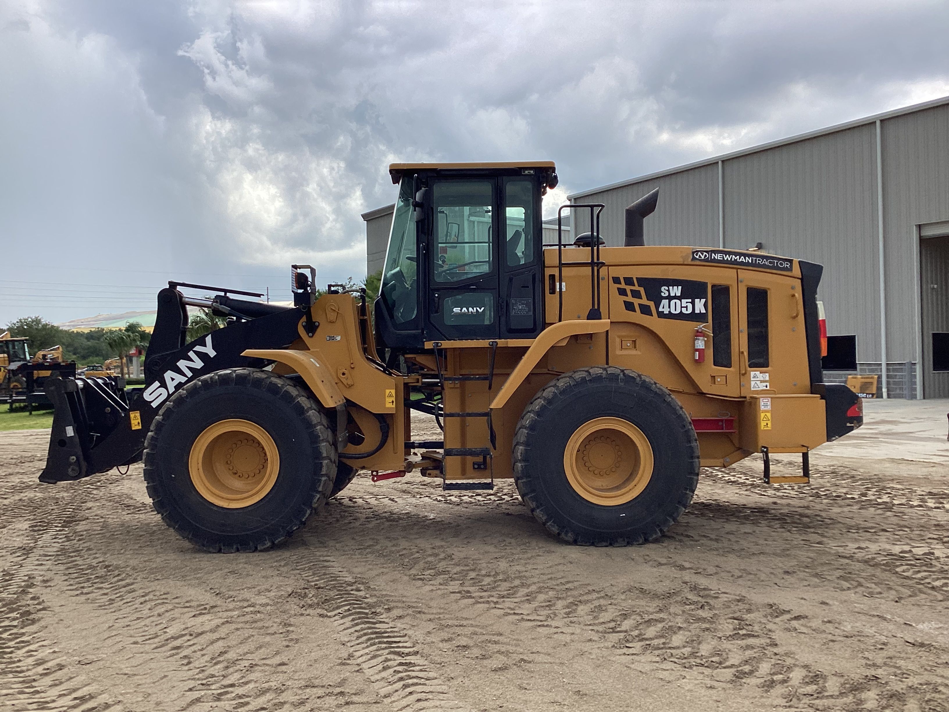 2023 SANY SW405K Photo 2 Thumbnail