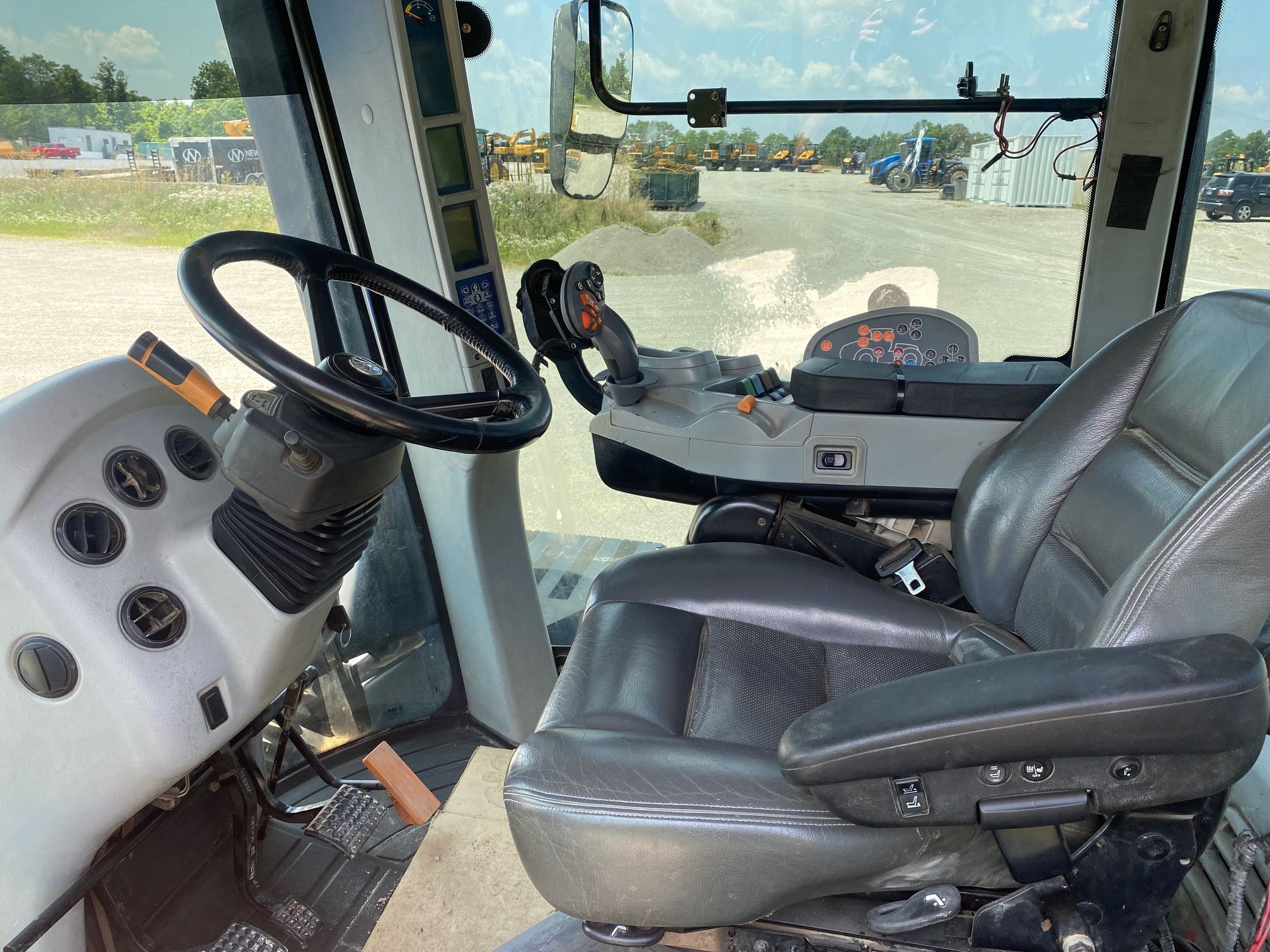 2019 NEW HOLLAND T9-645 Photo 9 Thumbnail