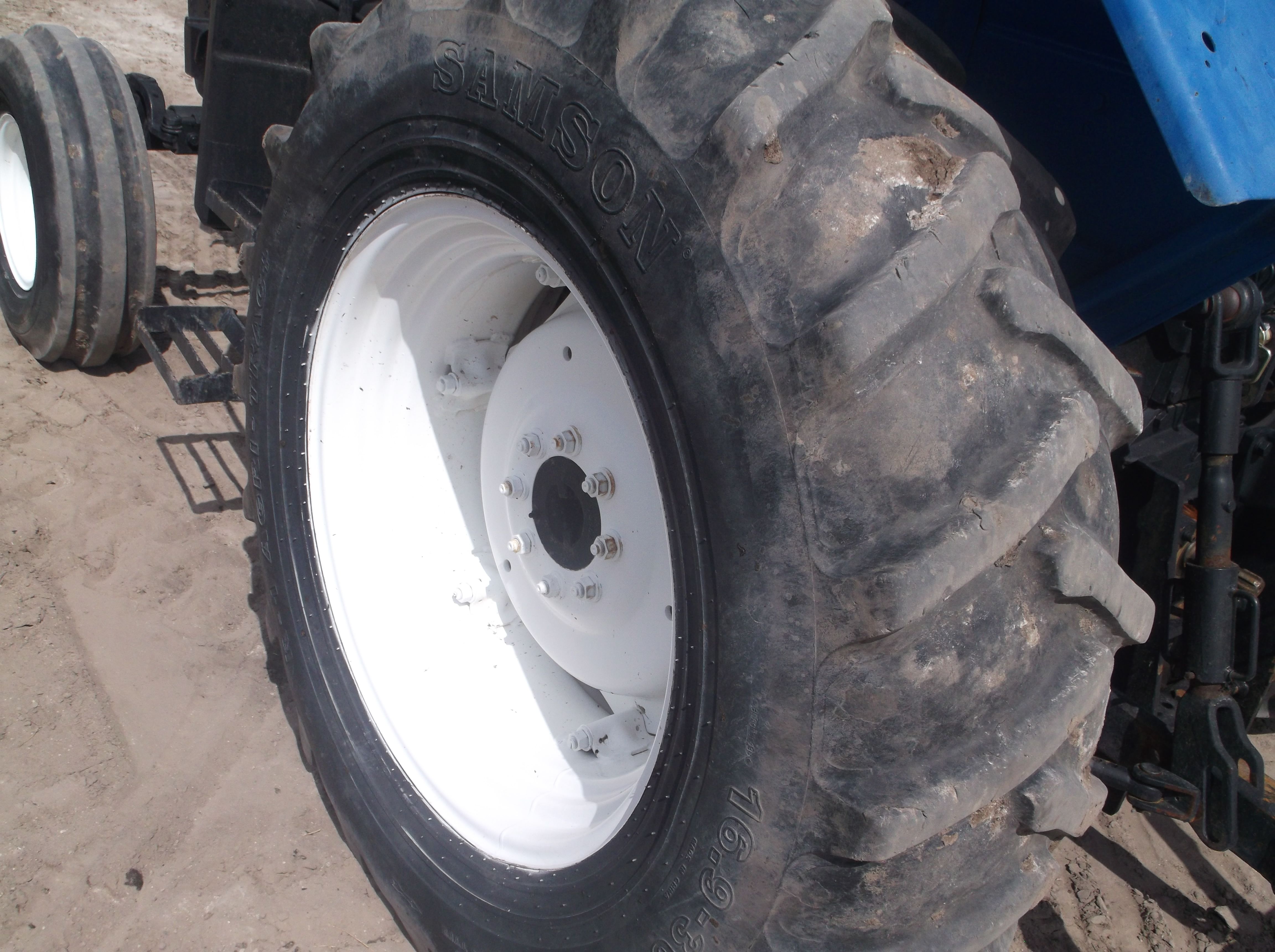 2003 NEW HOLLAND TL80 Photo 11 Thumbnail