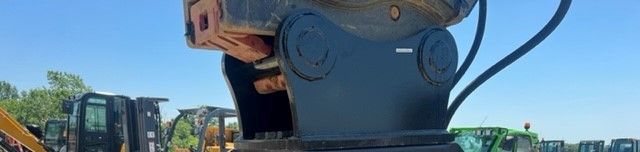 SY365C MOUNT BRACKET FOR SC2200 PLATE COMPACTOR Photo 2 Thumbnail