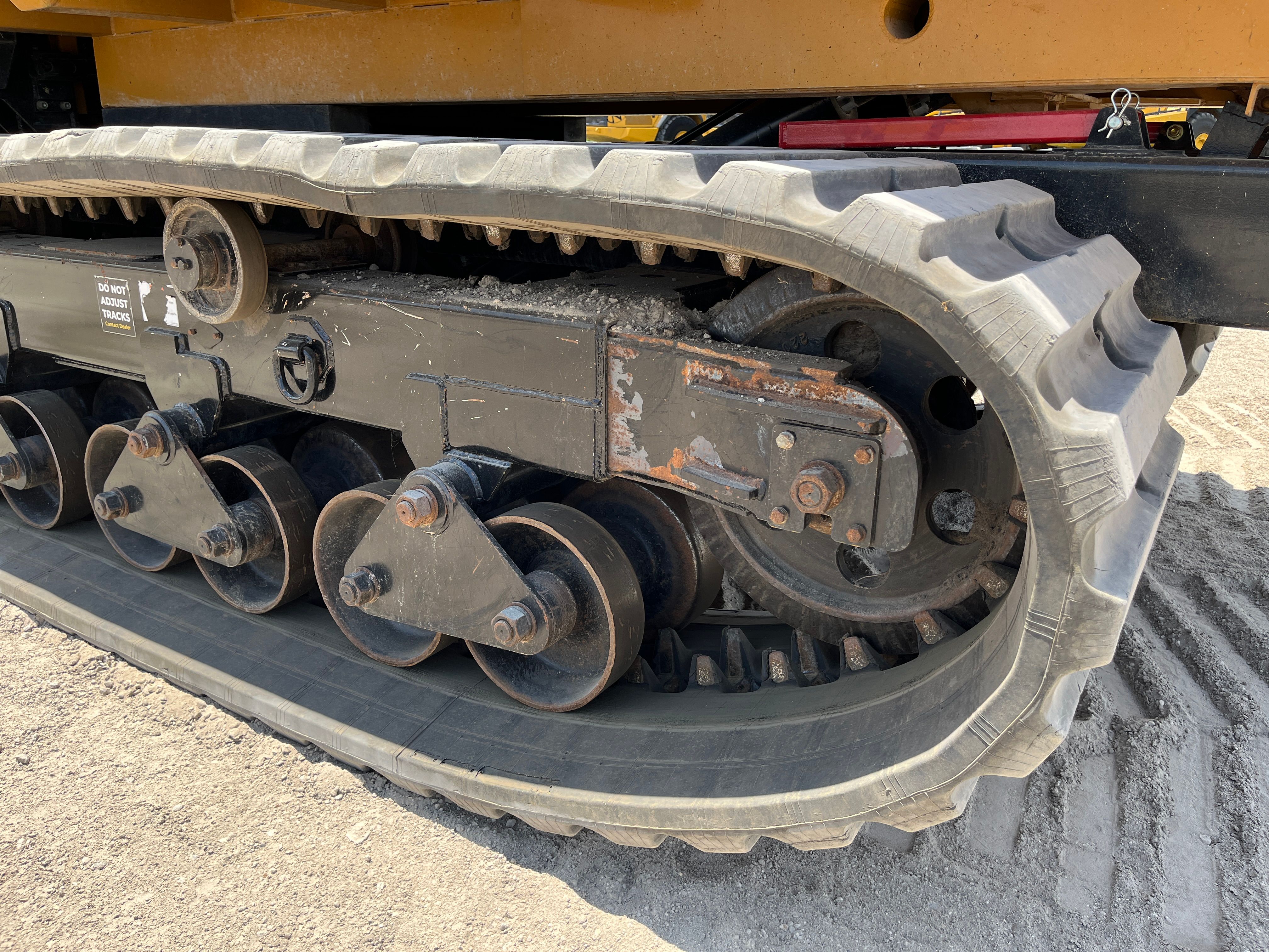 2022 MOROOKA MST 2200VD Photo 12 Thumbnail