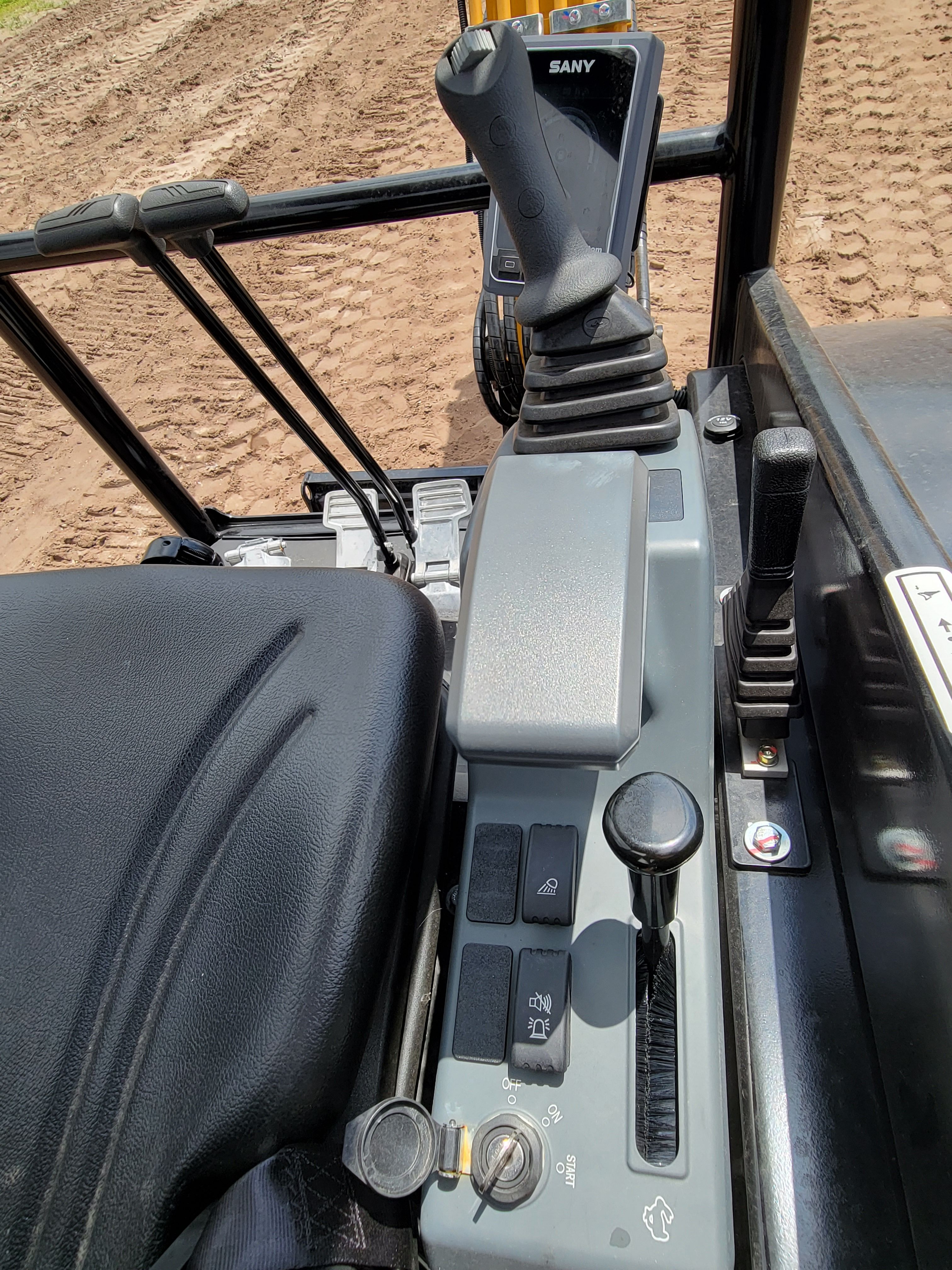 2022 SANY SY26U Photo 8 Thumbnail