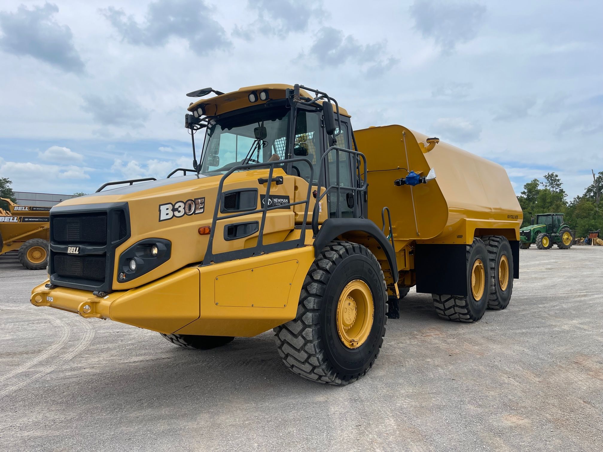 2017 BELL B30E Photo 1 Thumbnail