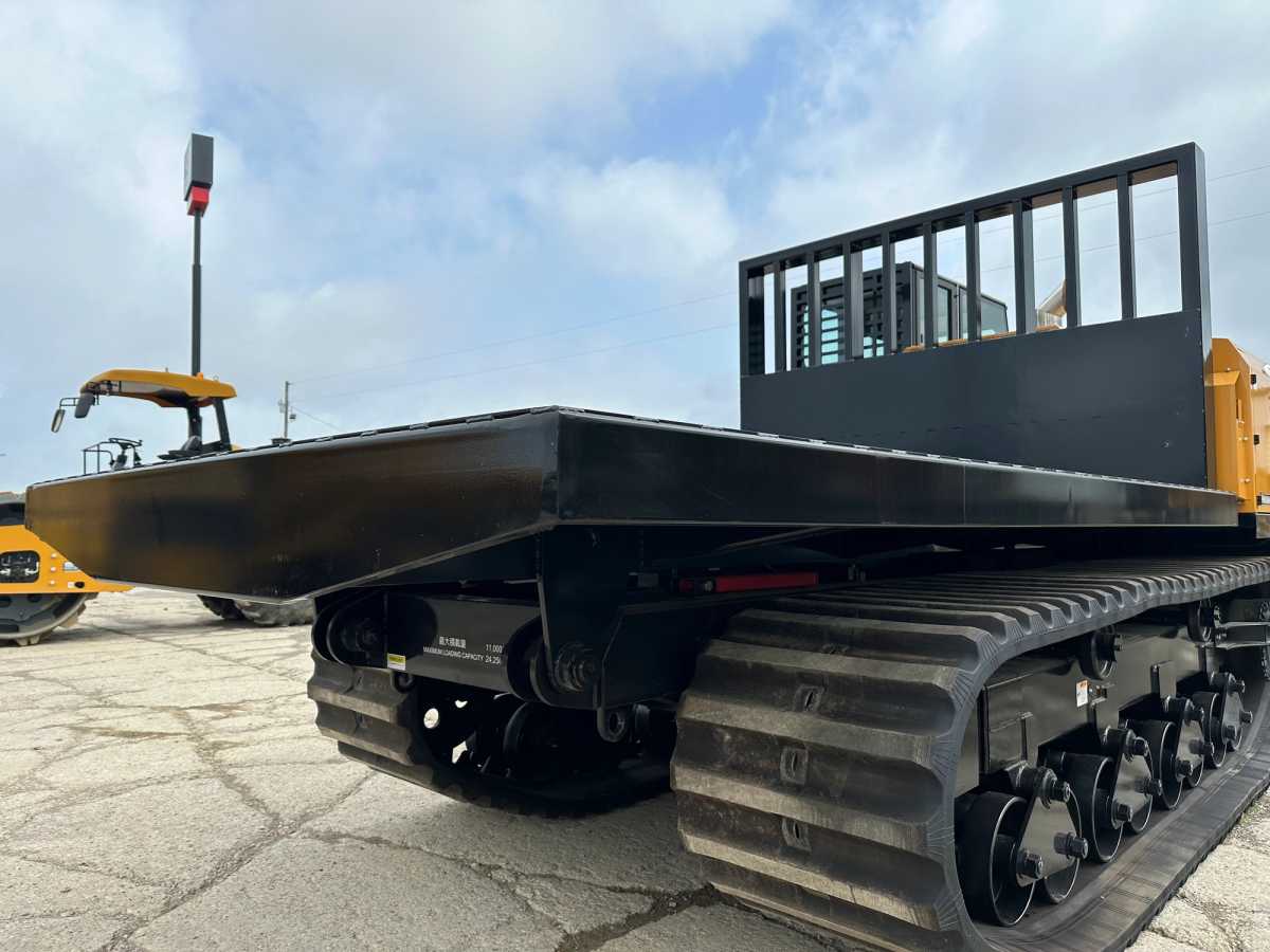 MOROOKA MST 110C CRAWLER CARRIER FLAT BED Photo 1