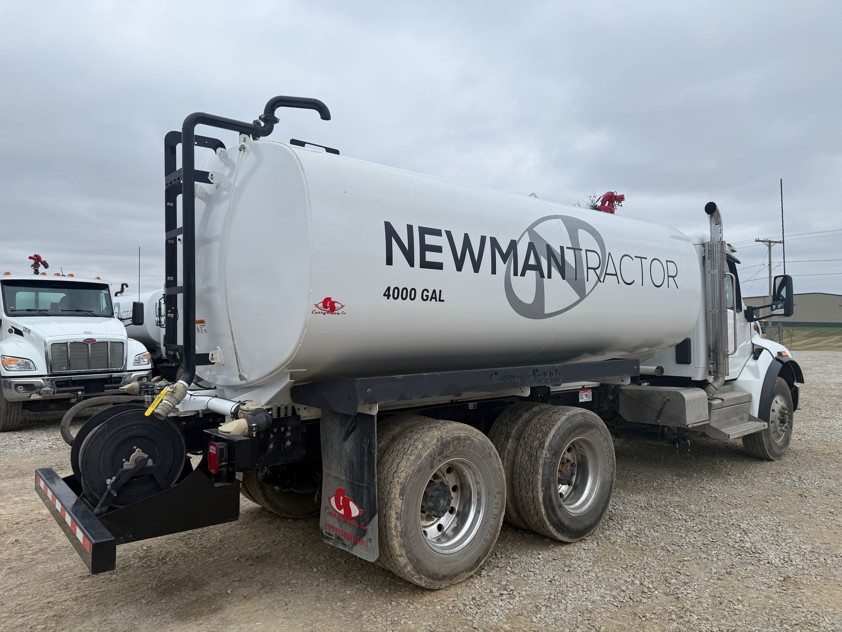 2025 PETERBILT 548 WATER Photo 4 Thumbnail