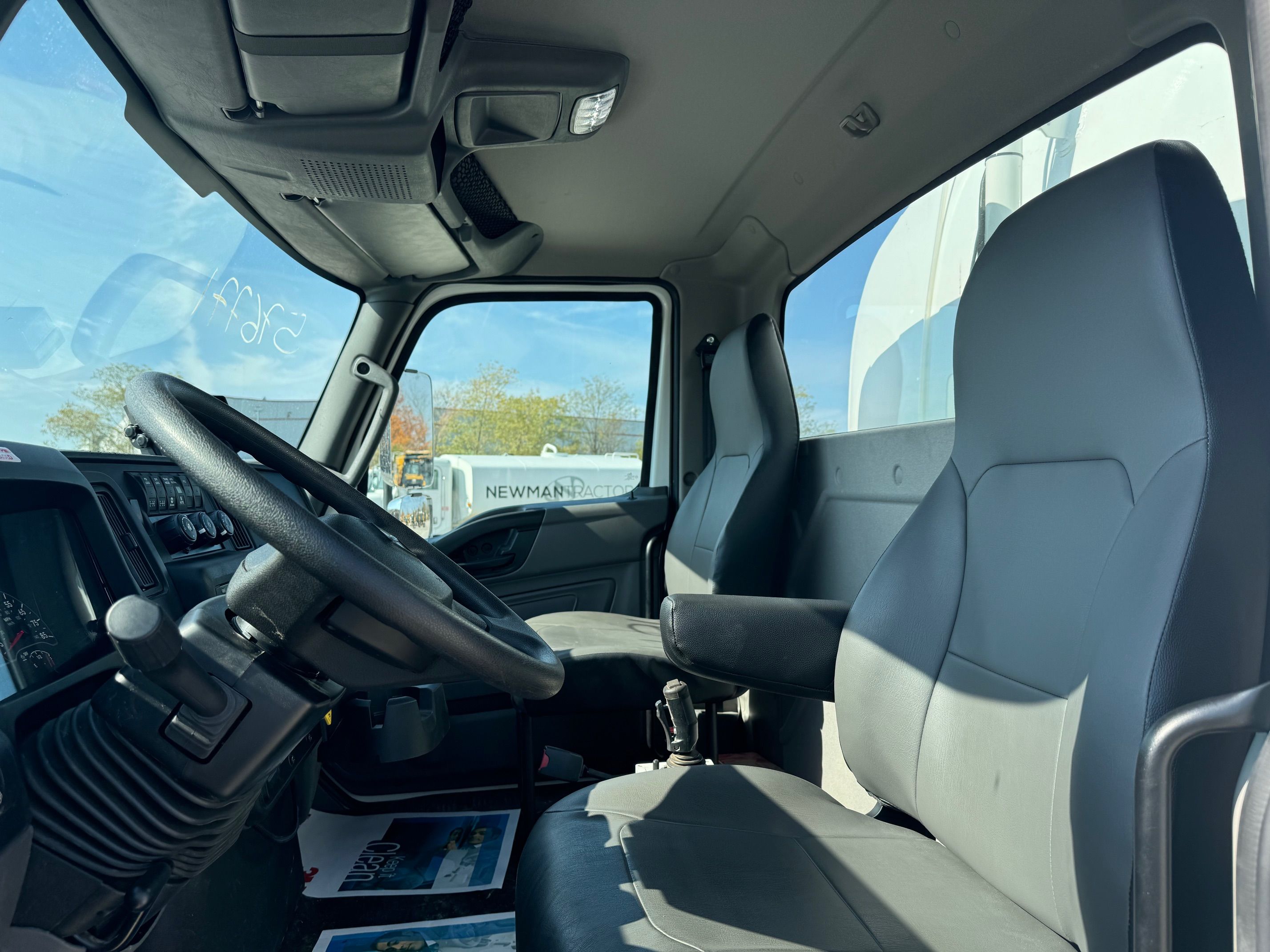 2024 INTERNATIONAL HV607 Photo 6 Thumbnail