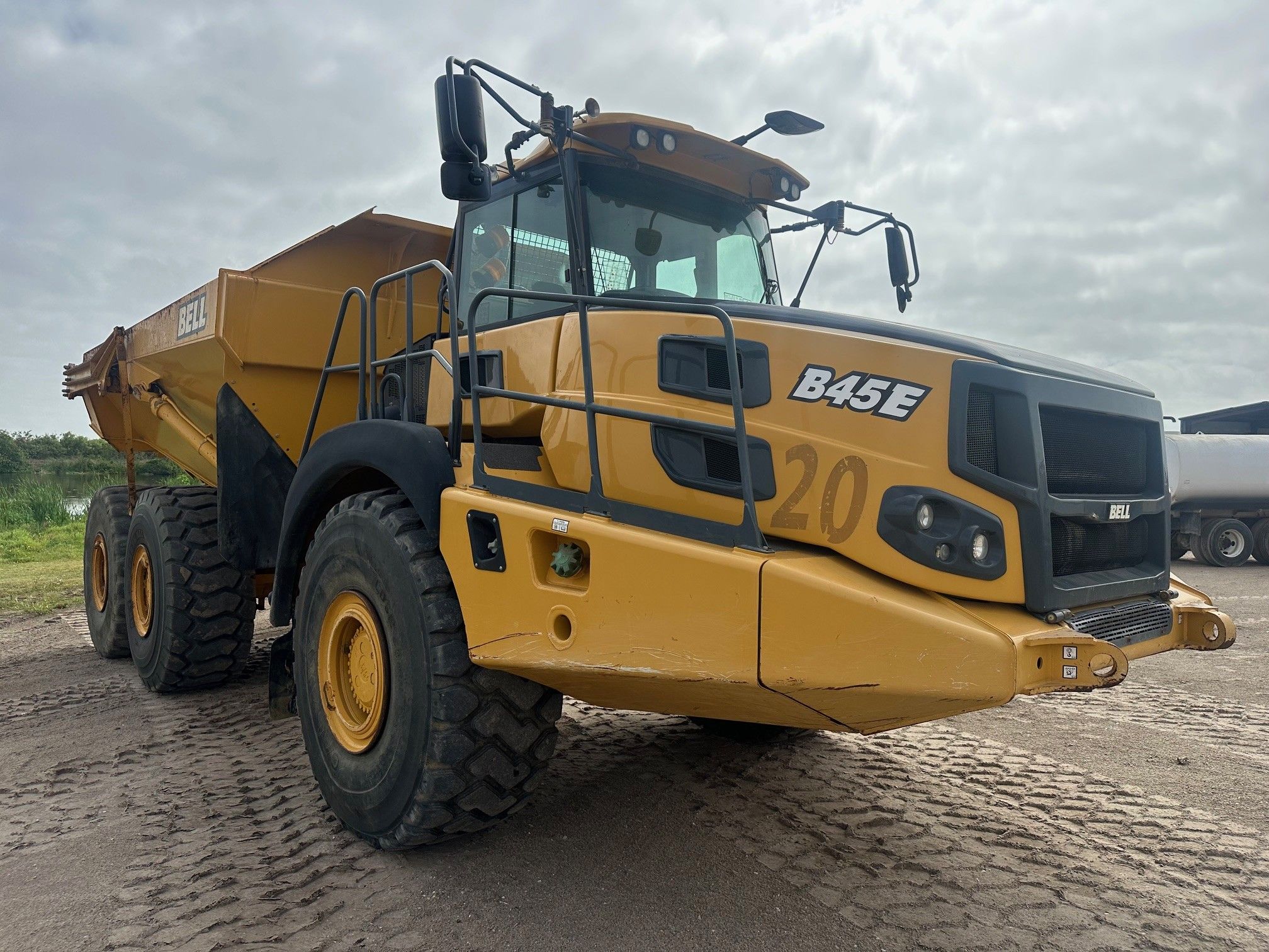 2019 BELL B45E Photo 6 Thumbnail