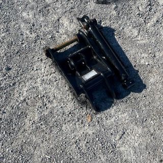 THS THUMB SHORT FOR SY16C (NO QUICK COUPLER) Photo 1