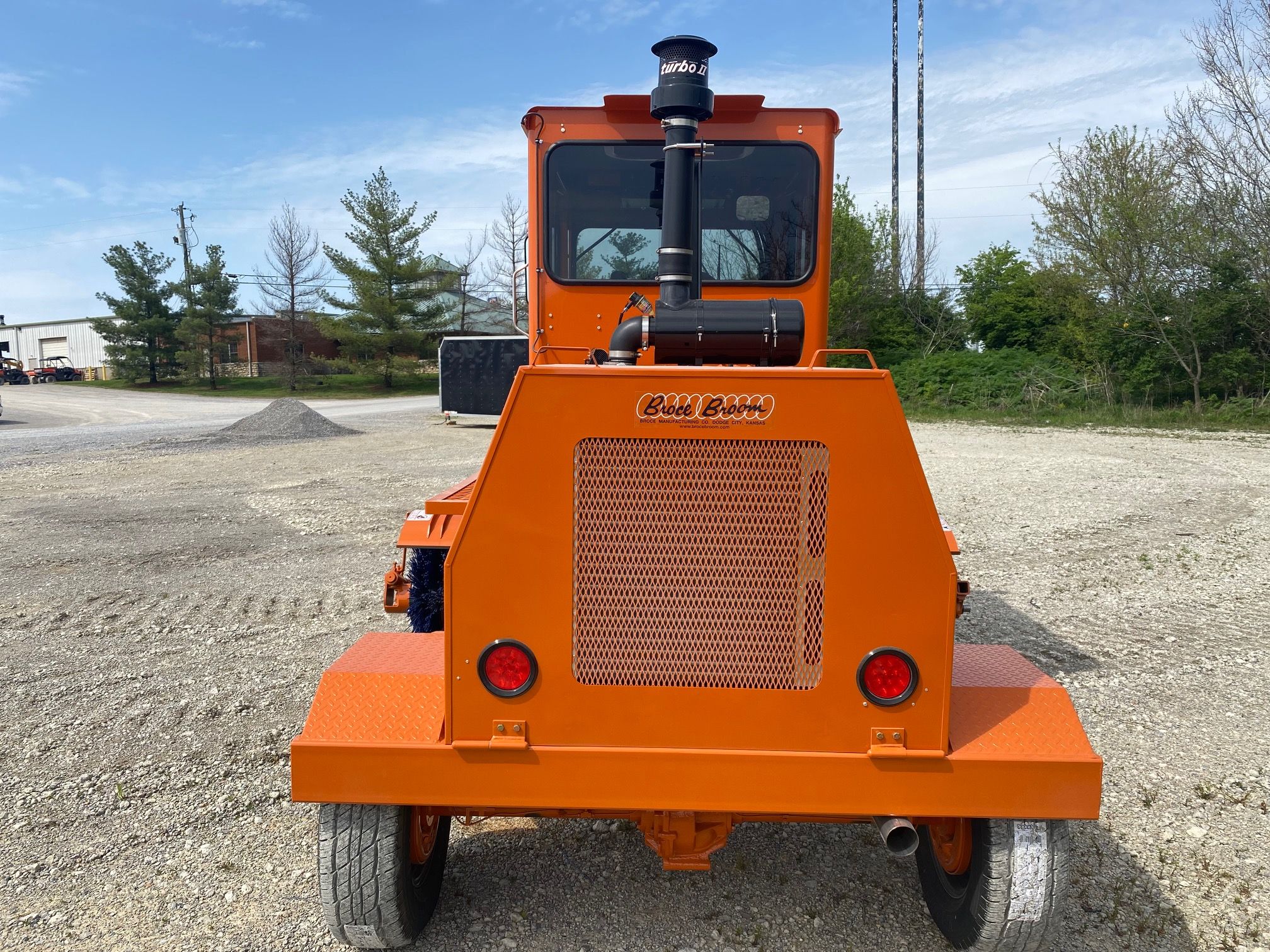 2022 BROCE RJT350 Photo 4 Thumbnail