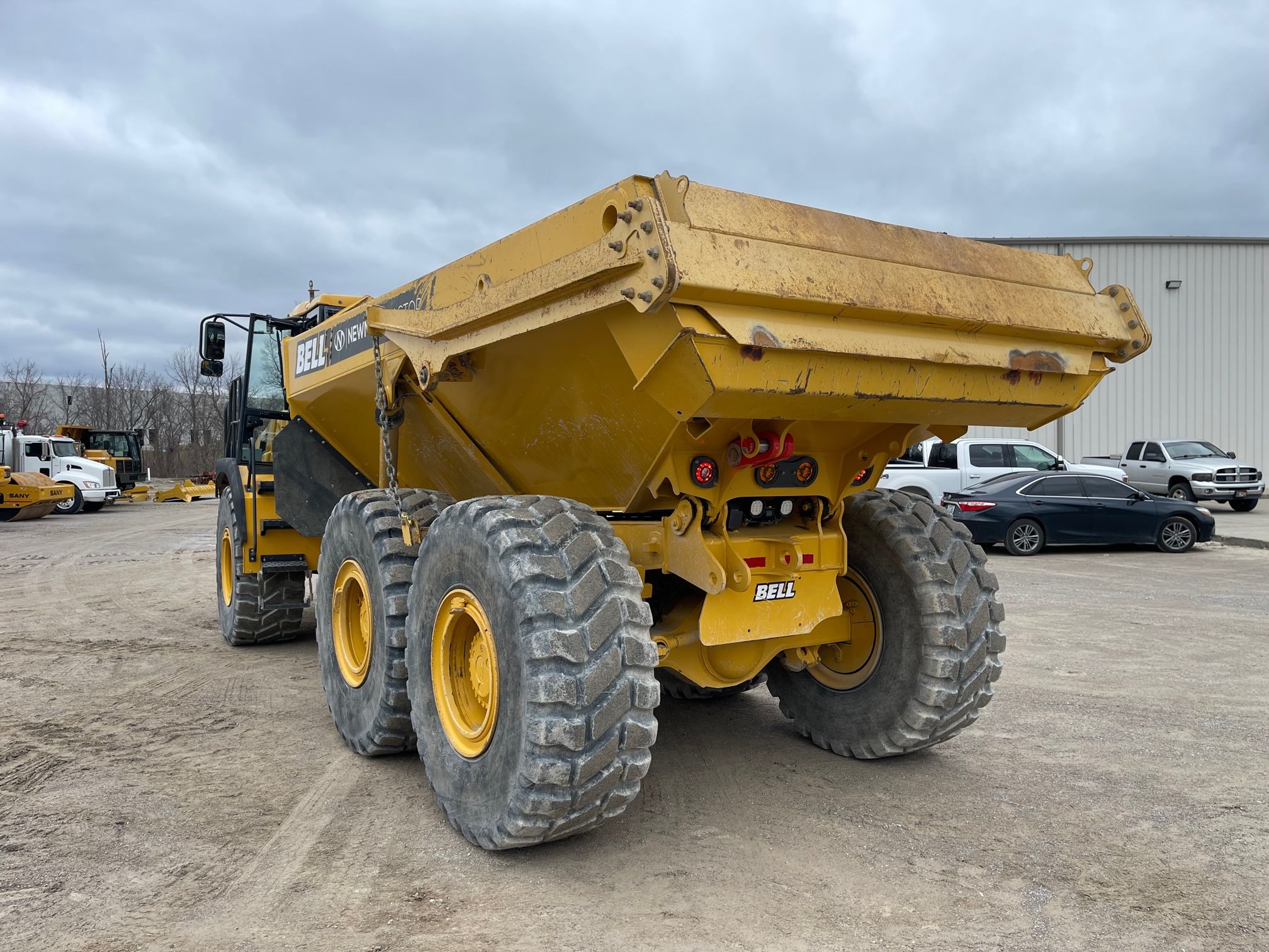 2021 BELL B25E ARTICULATED DUMP TRUCK | Newman Tractor