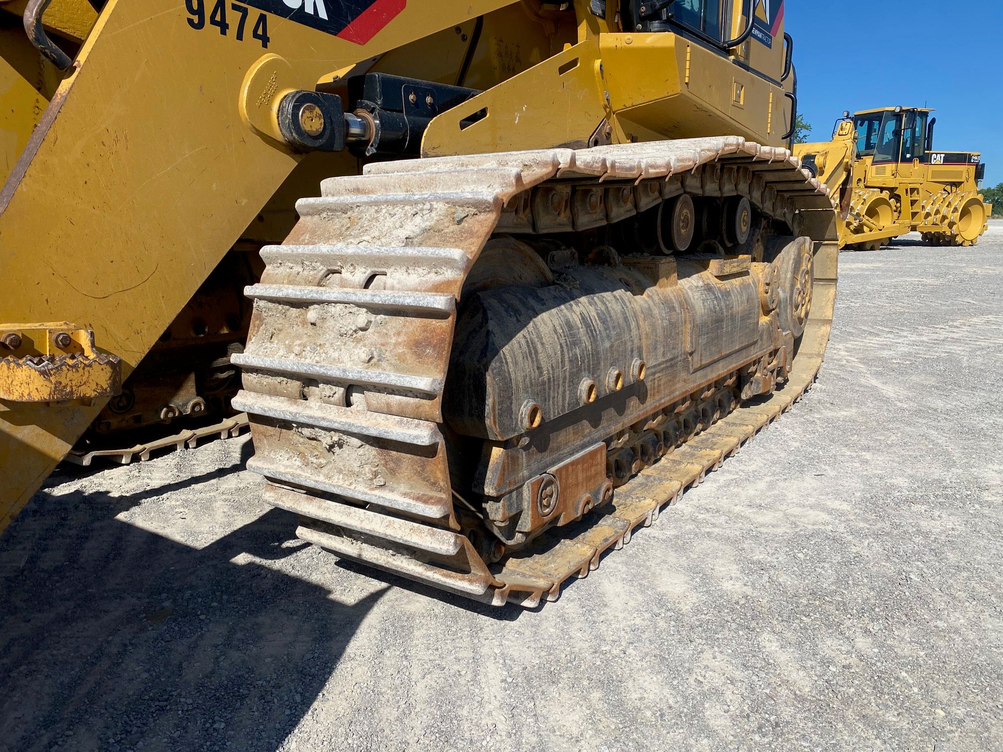 2019 CAT 963K Photo 16 Thumbnail