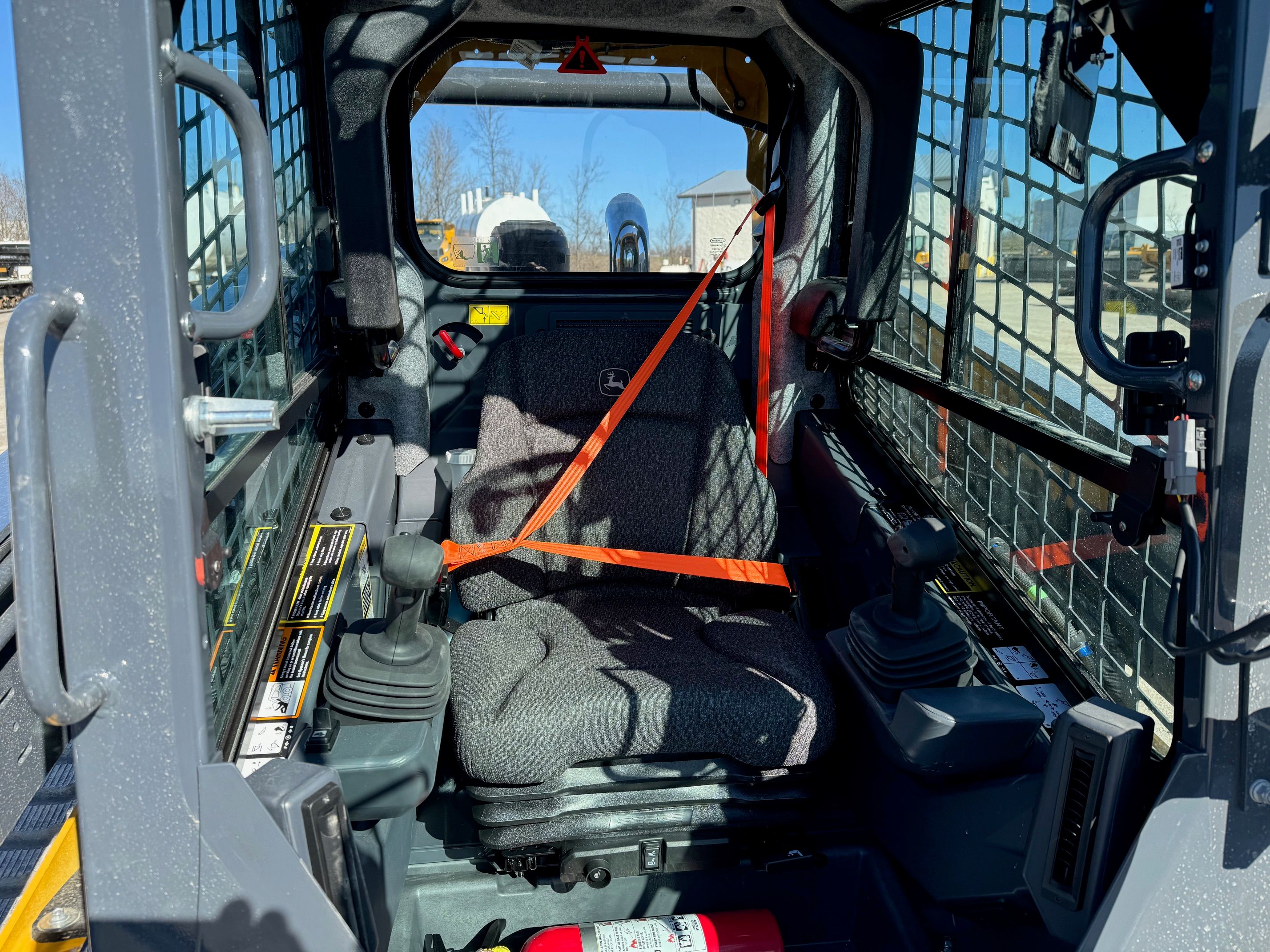 2024 JOHN DEERE 333G Photo 5 Thumbnail