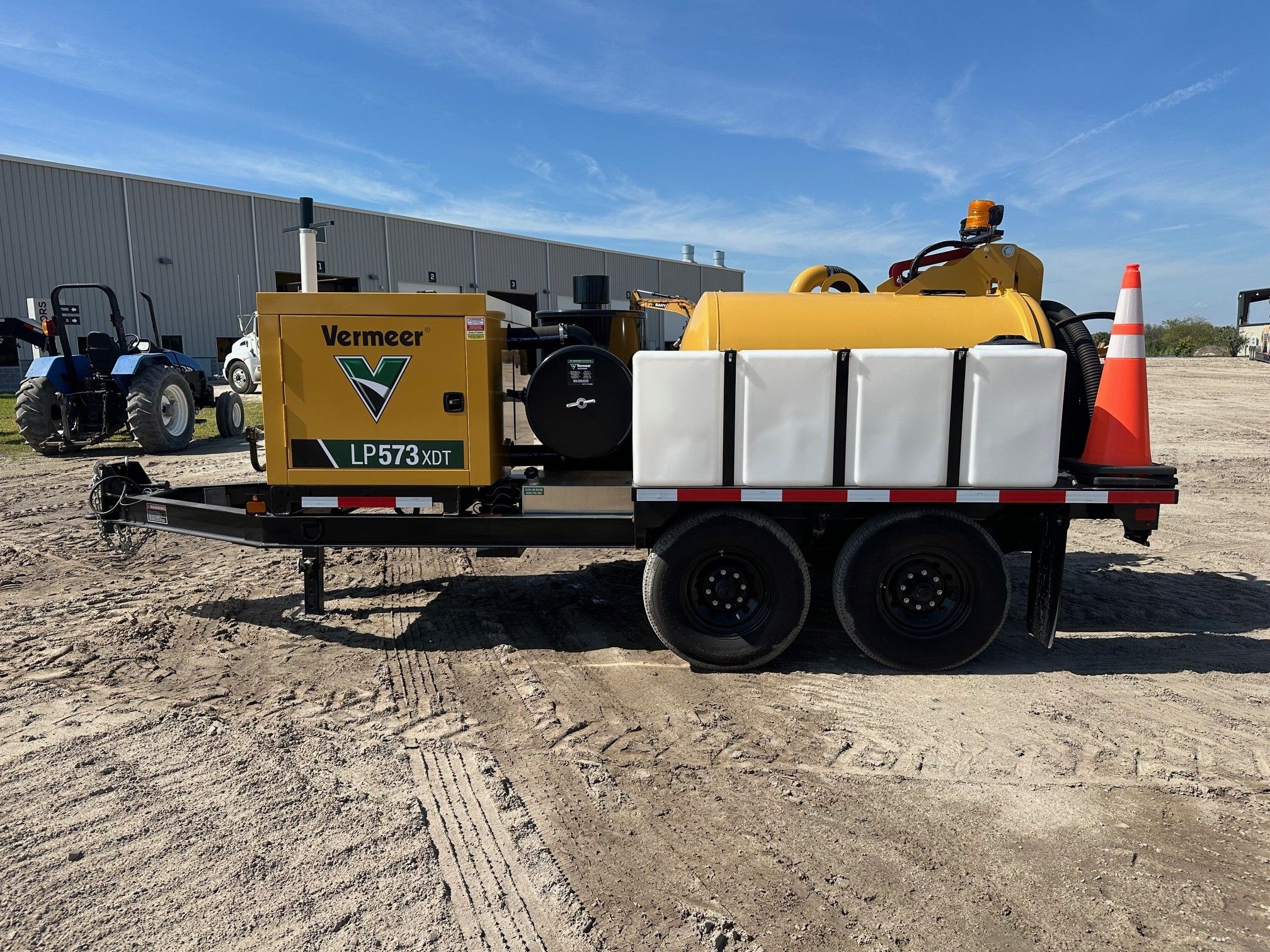 VERMEER LP573XDT T/A VAC TRAILER Photo 2 Thumbnail