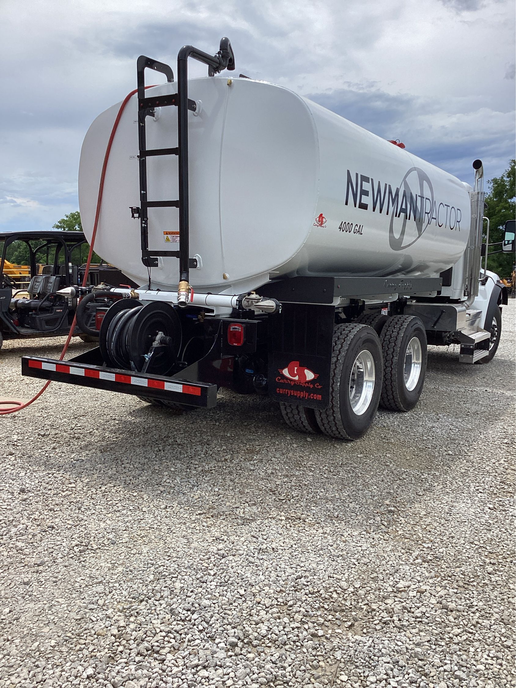 2025 PETERBILT 548 WATER Photo 2 Thumbnail