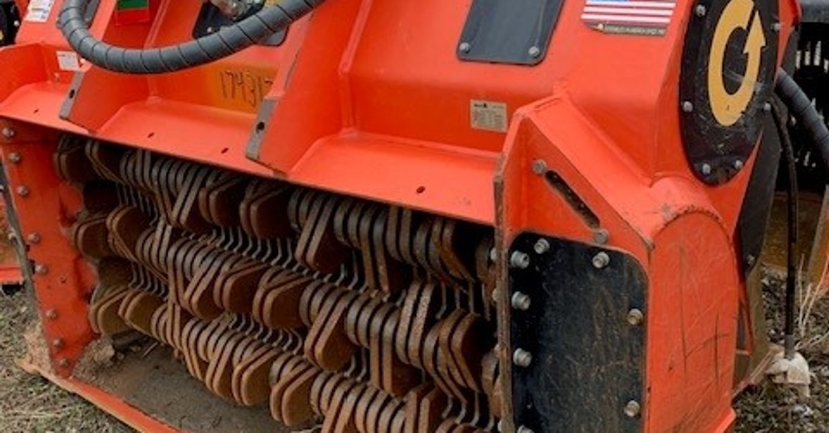 2 YD EXCAVATOR PADDING BUCKET For Sale | Newman Tractor