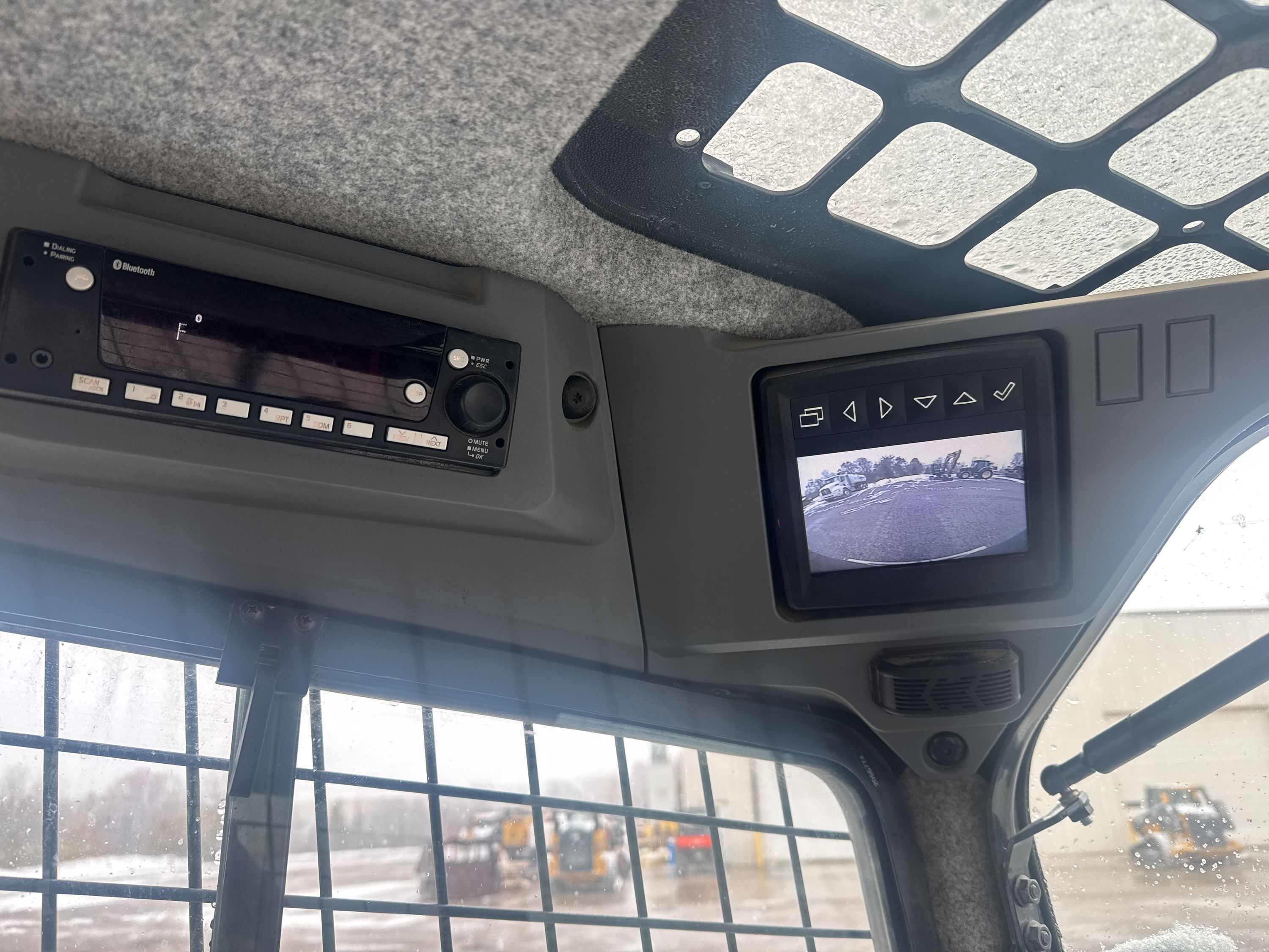 2024 JOHN DEERE 333P Photo 11 Thumbnail