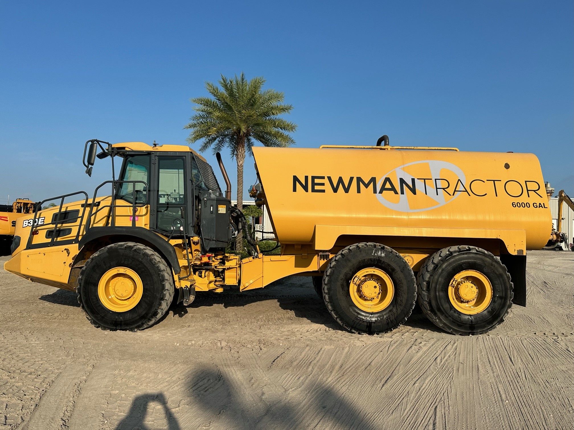 2015 BELL B30E Photo 2 Thumbnail