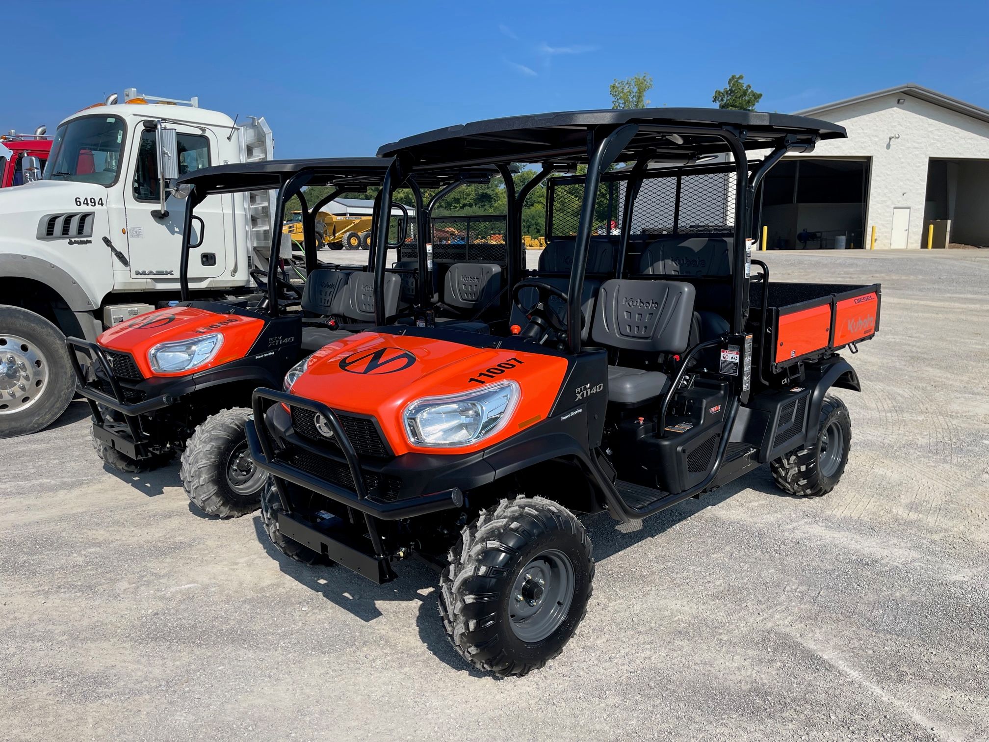 2023 KUBOTA RTV-X1140 Photo 1 Thumbnail