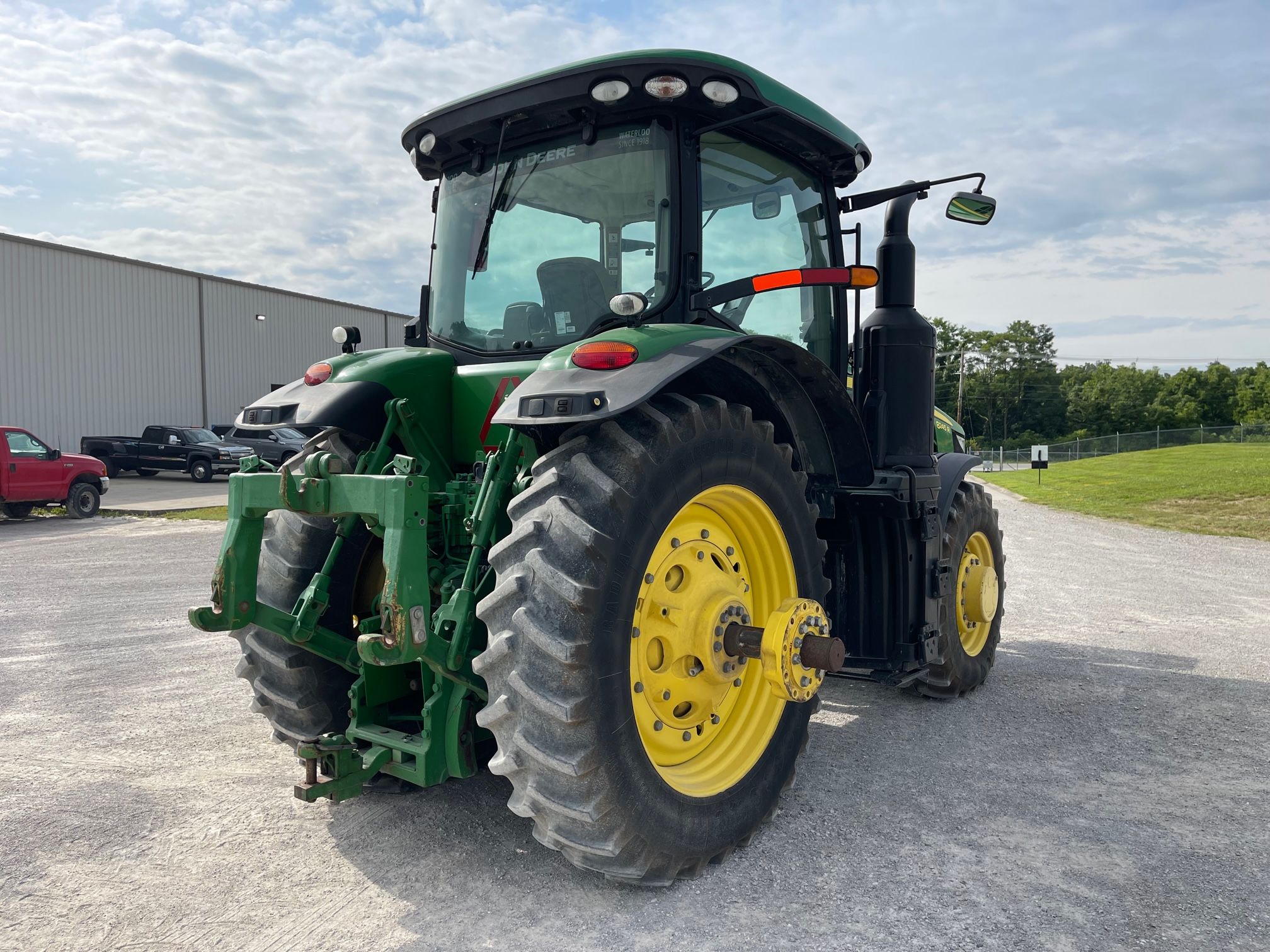 2018 JOHN DEERE 8245R Photo 3 Thumbnail