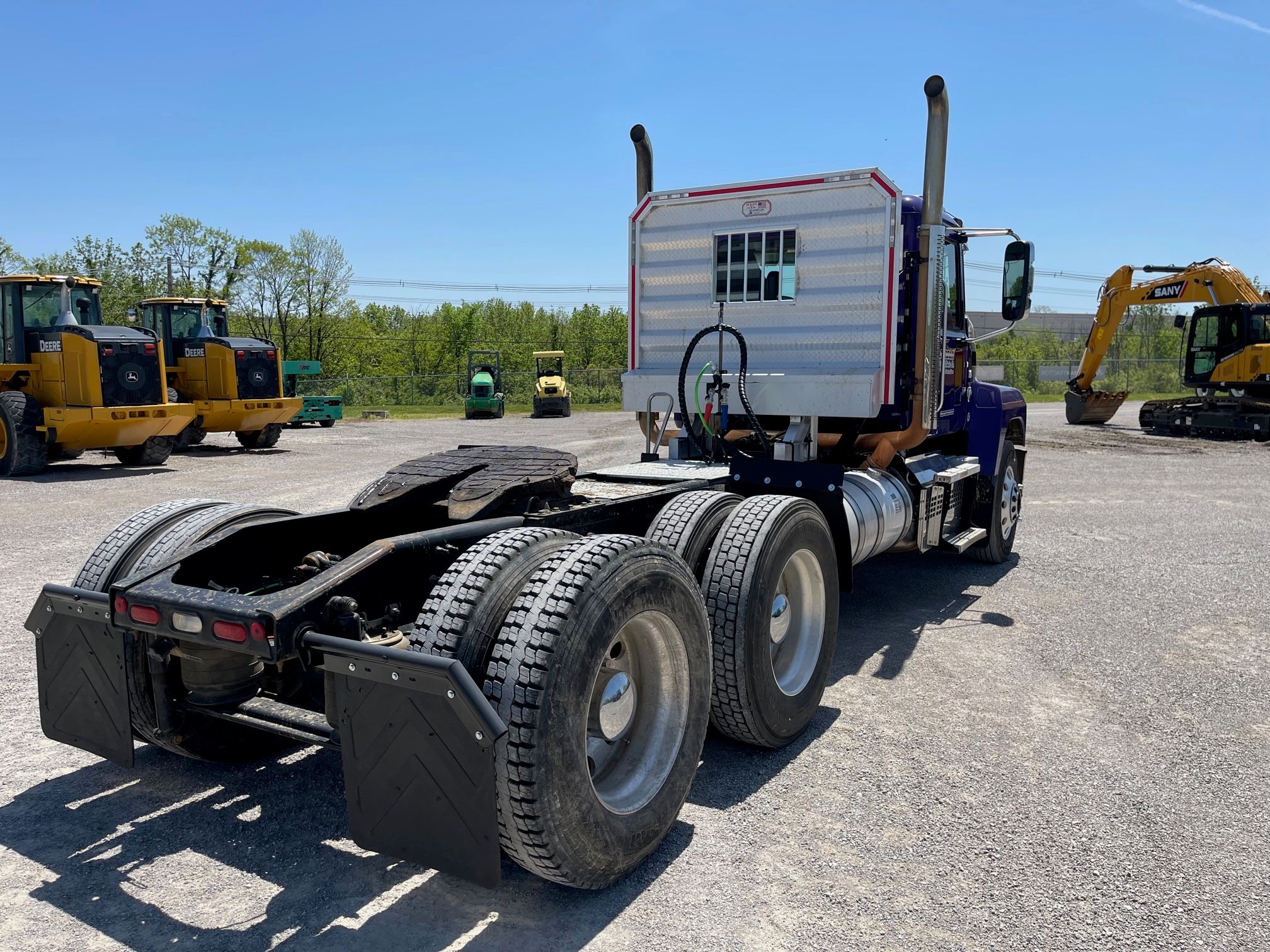 2021 MACK PI64T Photo 3 Thumbnail