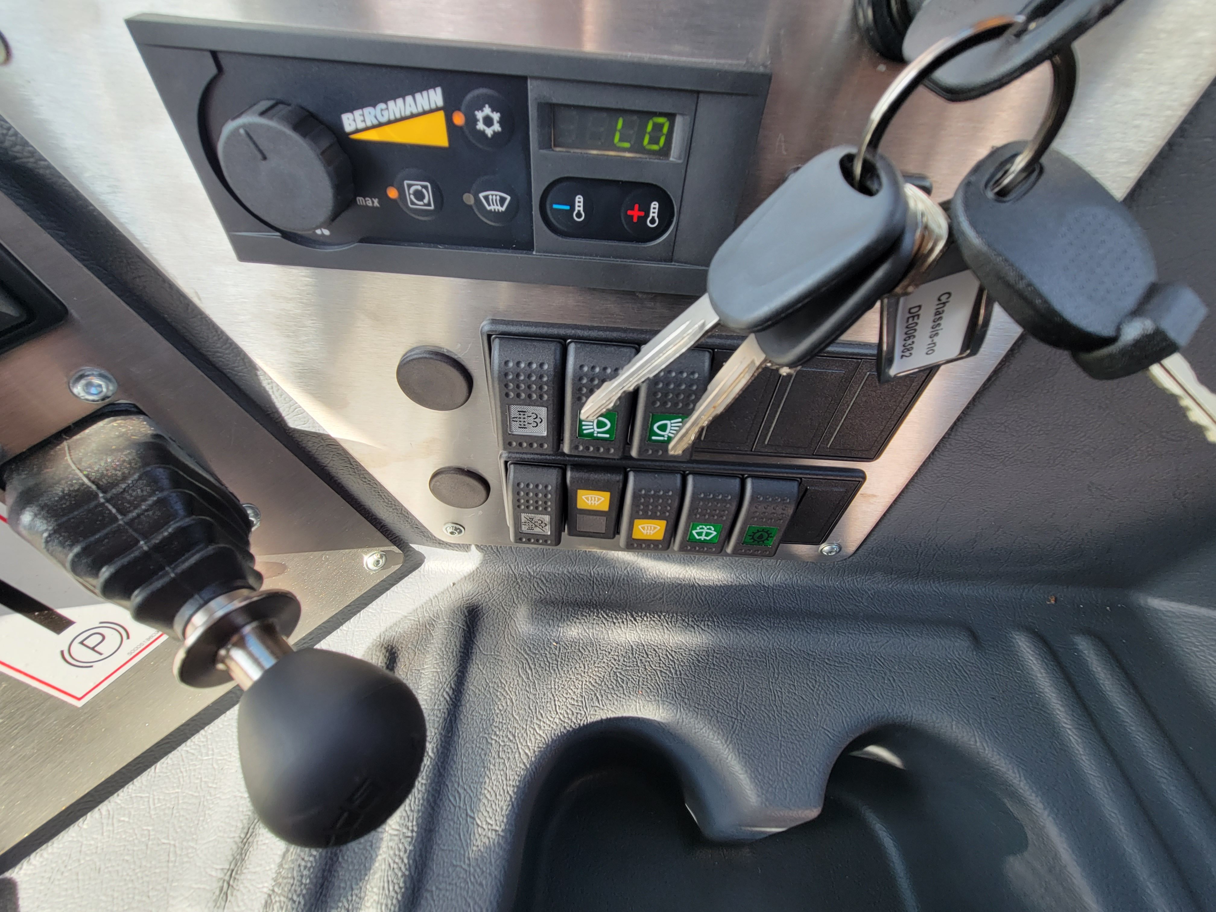 2022 BERGMANN C815S-R Photo 8 Thumbnail