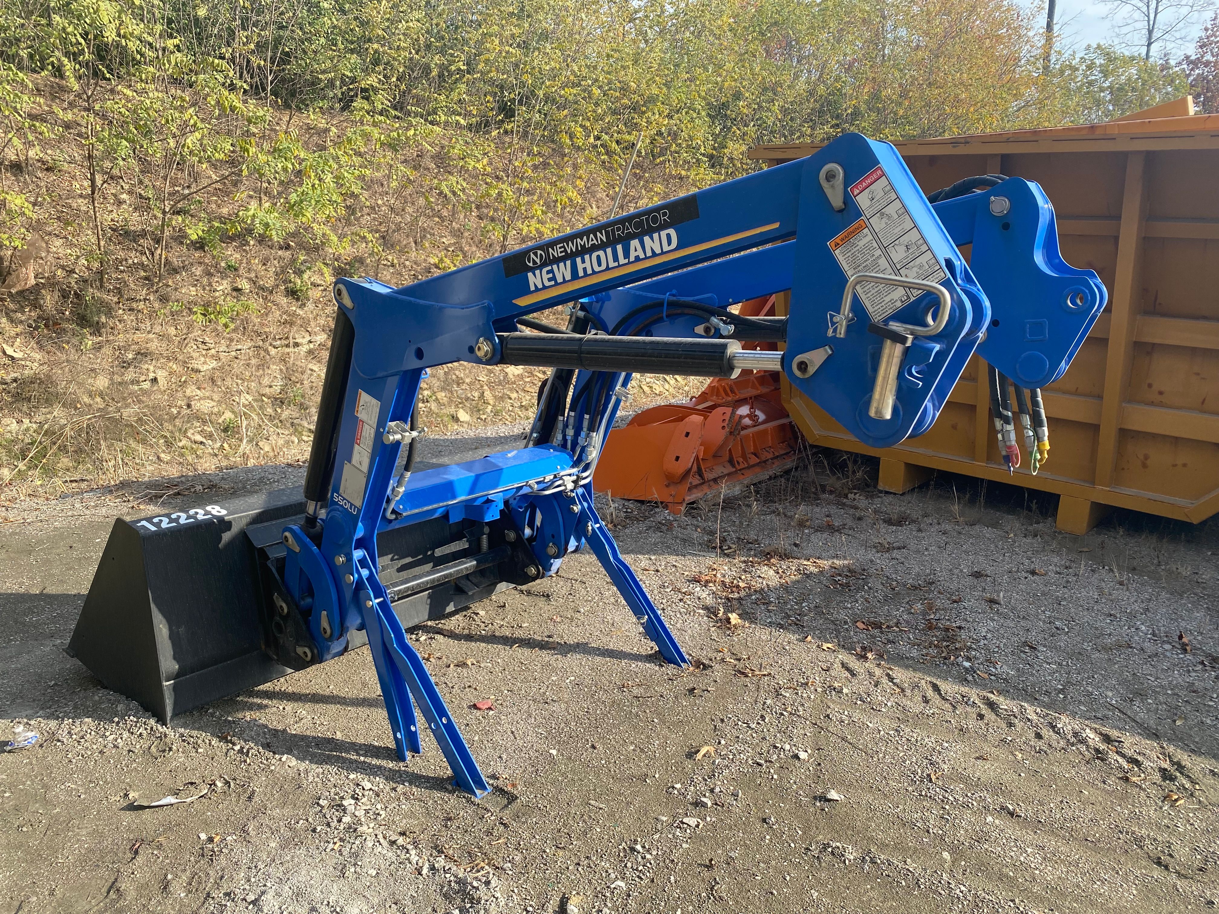 WORKMASTER 55 Loader Bucket Photo 3 Thumbnail