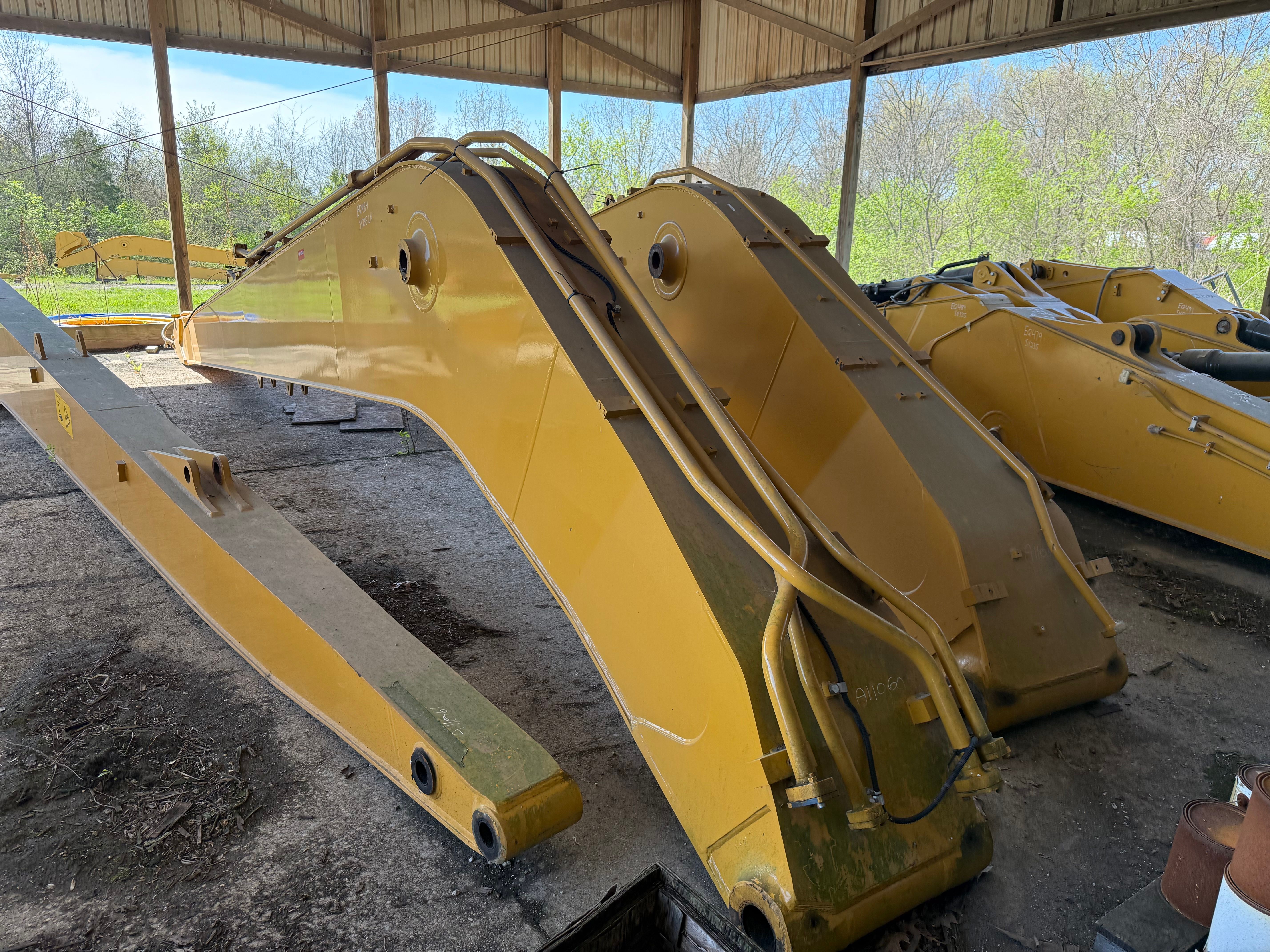 SANY SY235 LONG REACH (BOOM) Photo 3 Thumbnail