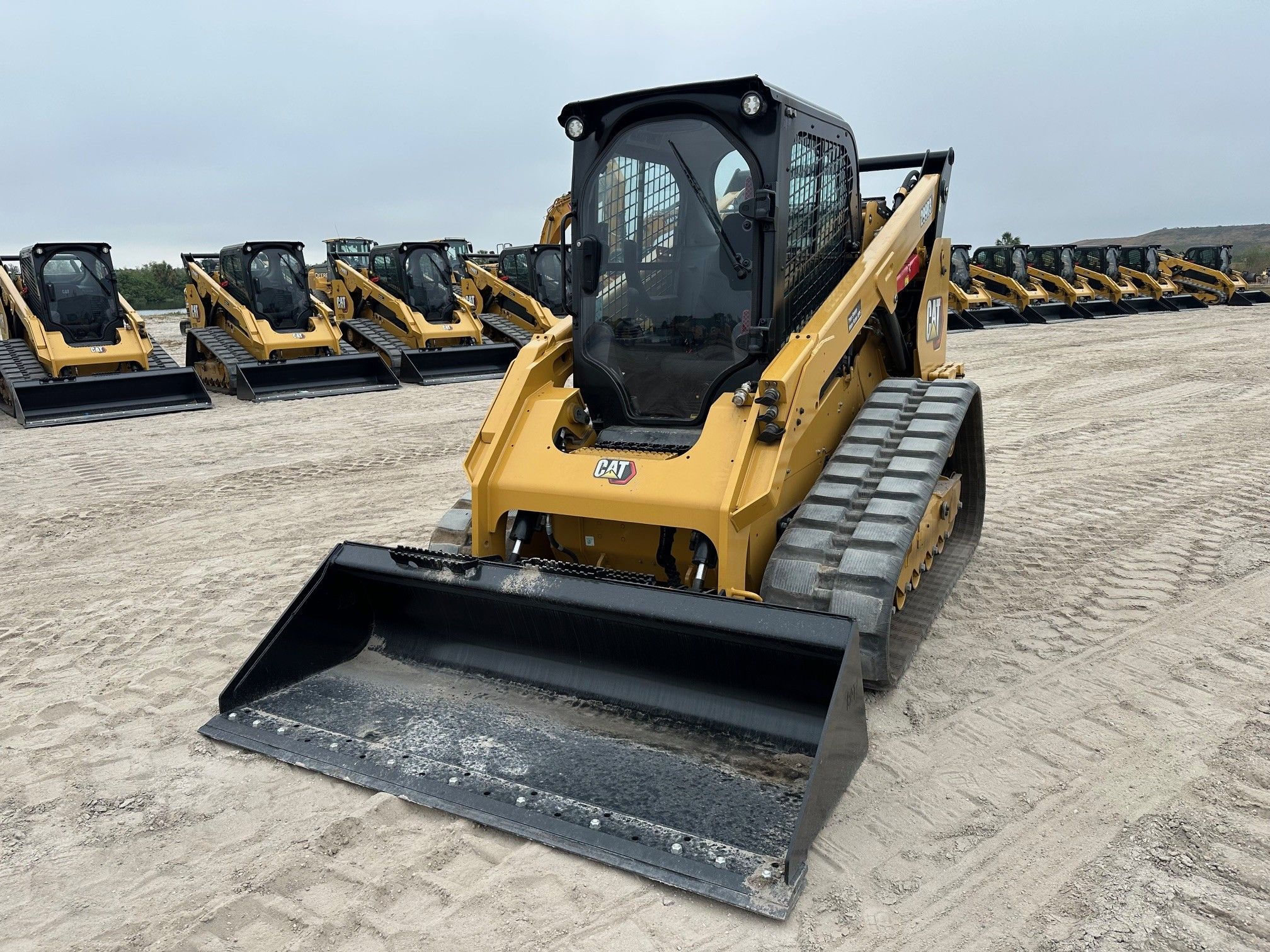 2024 CAT 299D3 Photo 1 Thumbnail