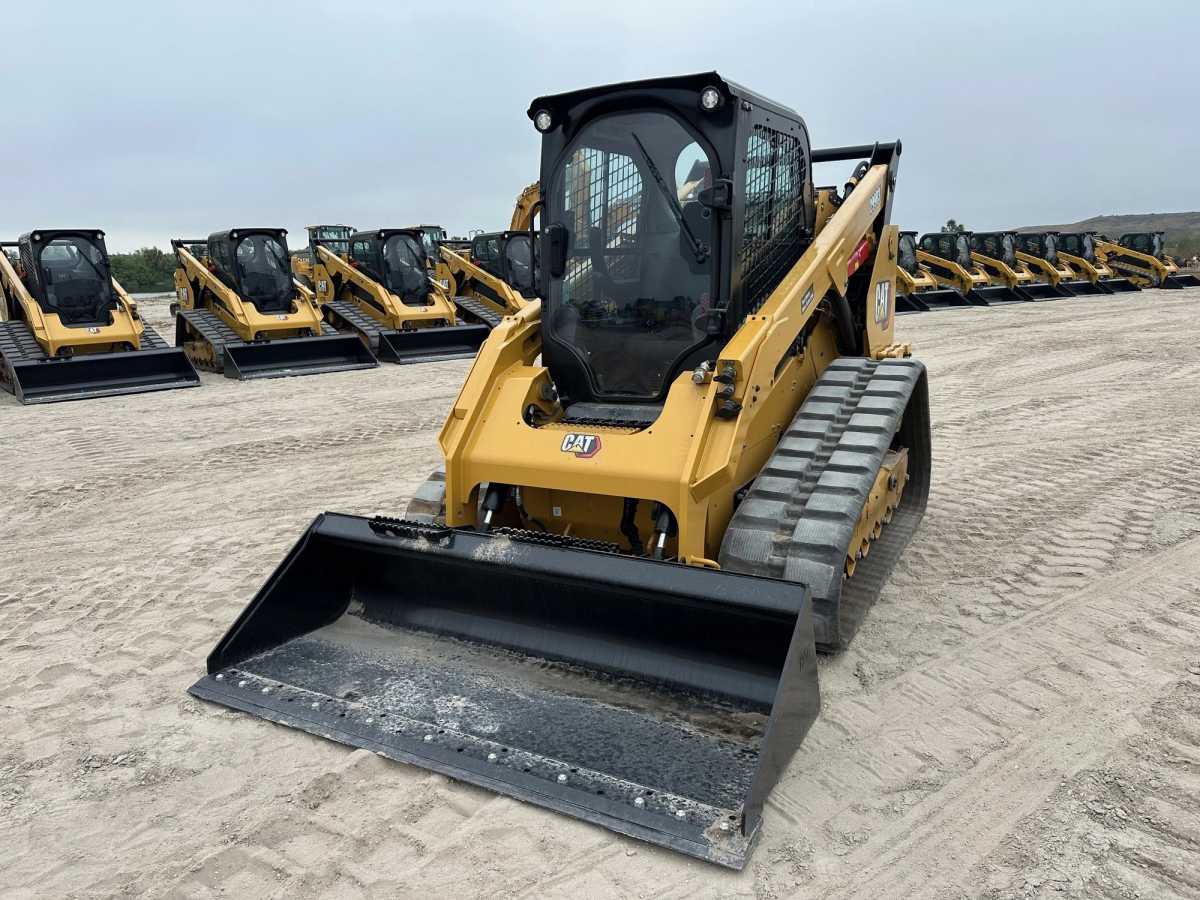 2024 CAT 299D3 Photo 1
