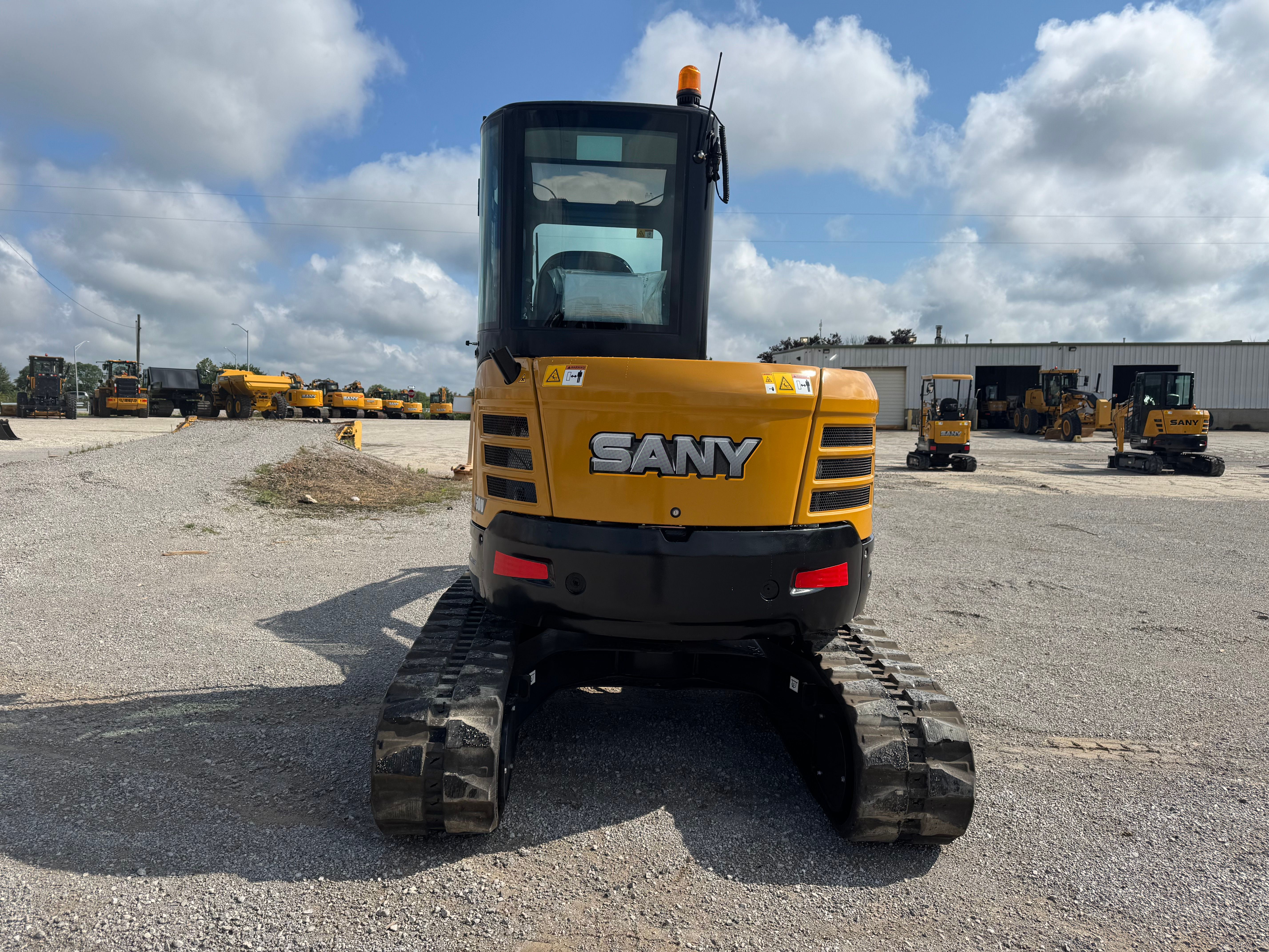 2025 SANY SY50U Photo 2 Thumbnail