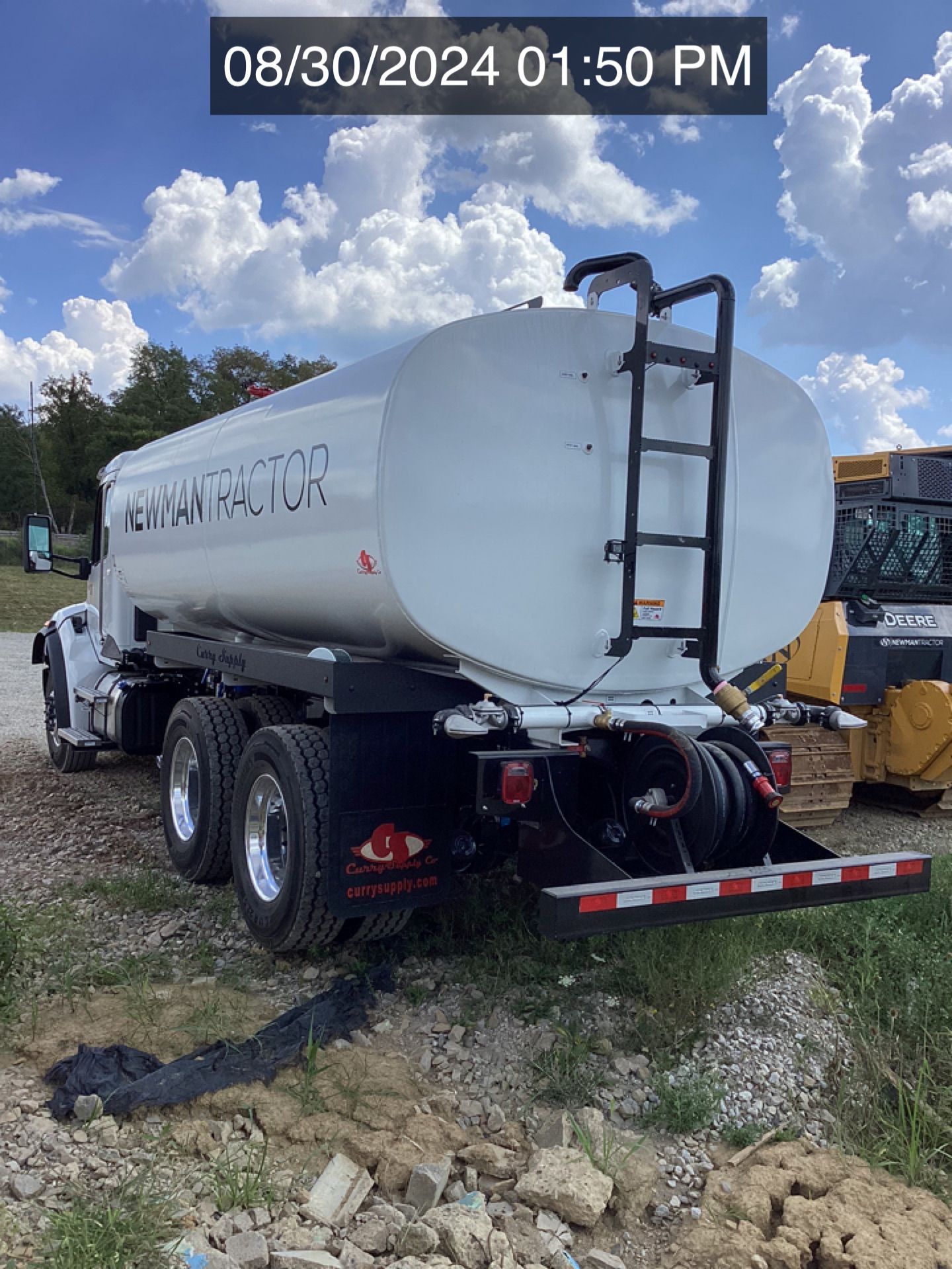 2025 PETERBILT 548 WATER Photo 5 Thumbnail