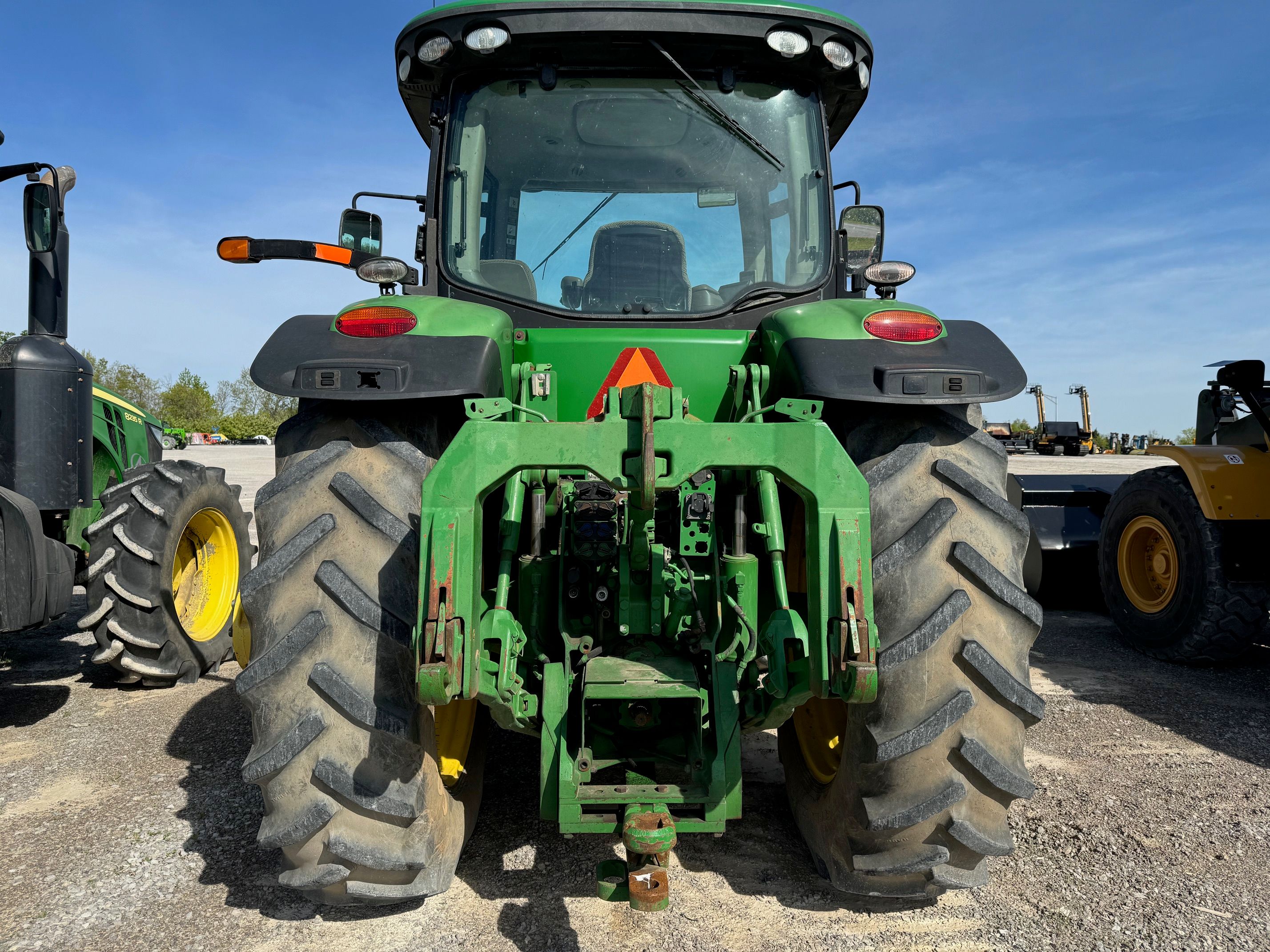 2012 JOHN DEERE 8310R Photo 3 Thumbnail