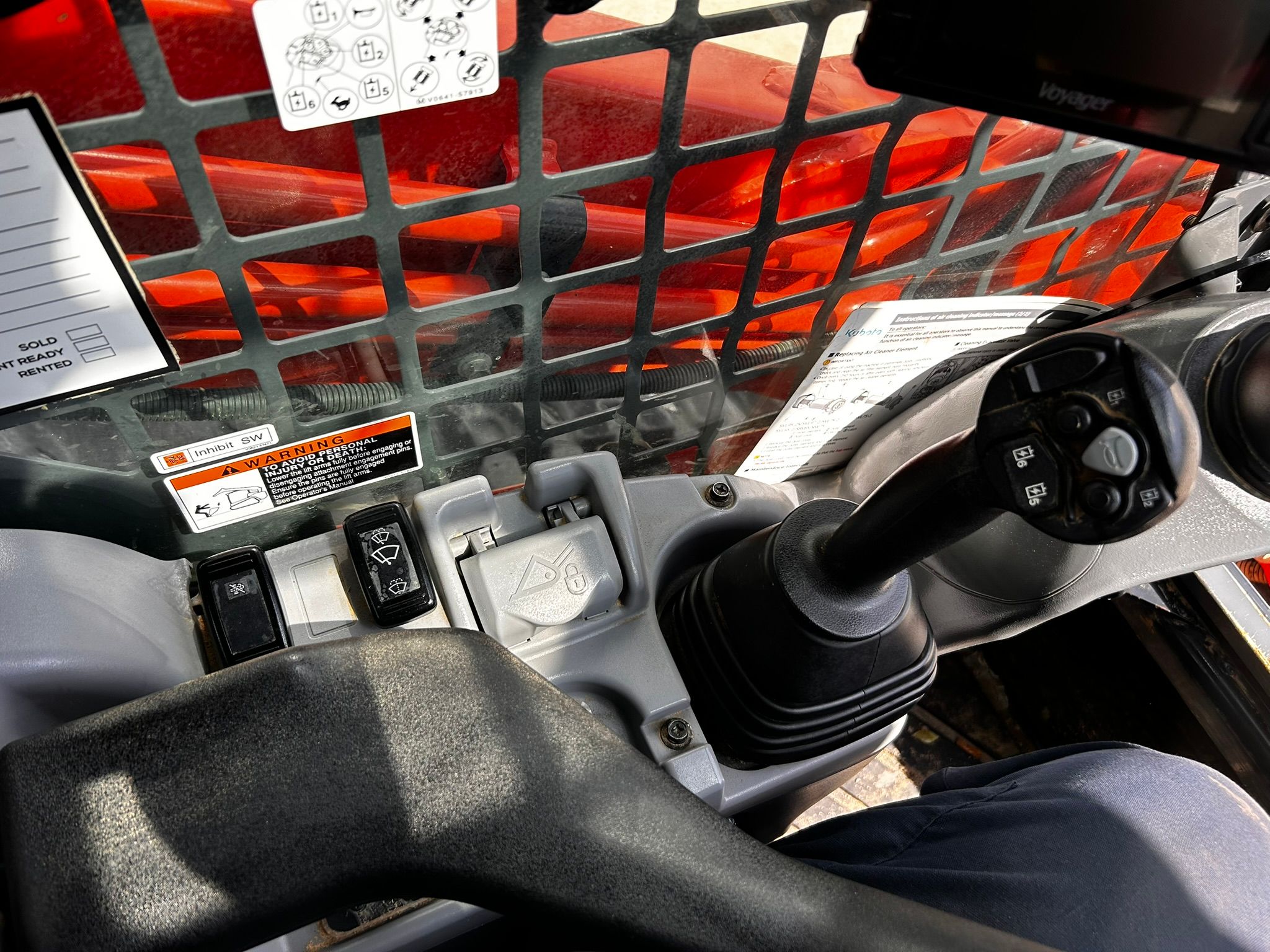 2024 KUBOTA SVL97-2HFC Photo 10 Thumbnail