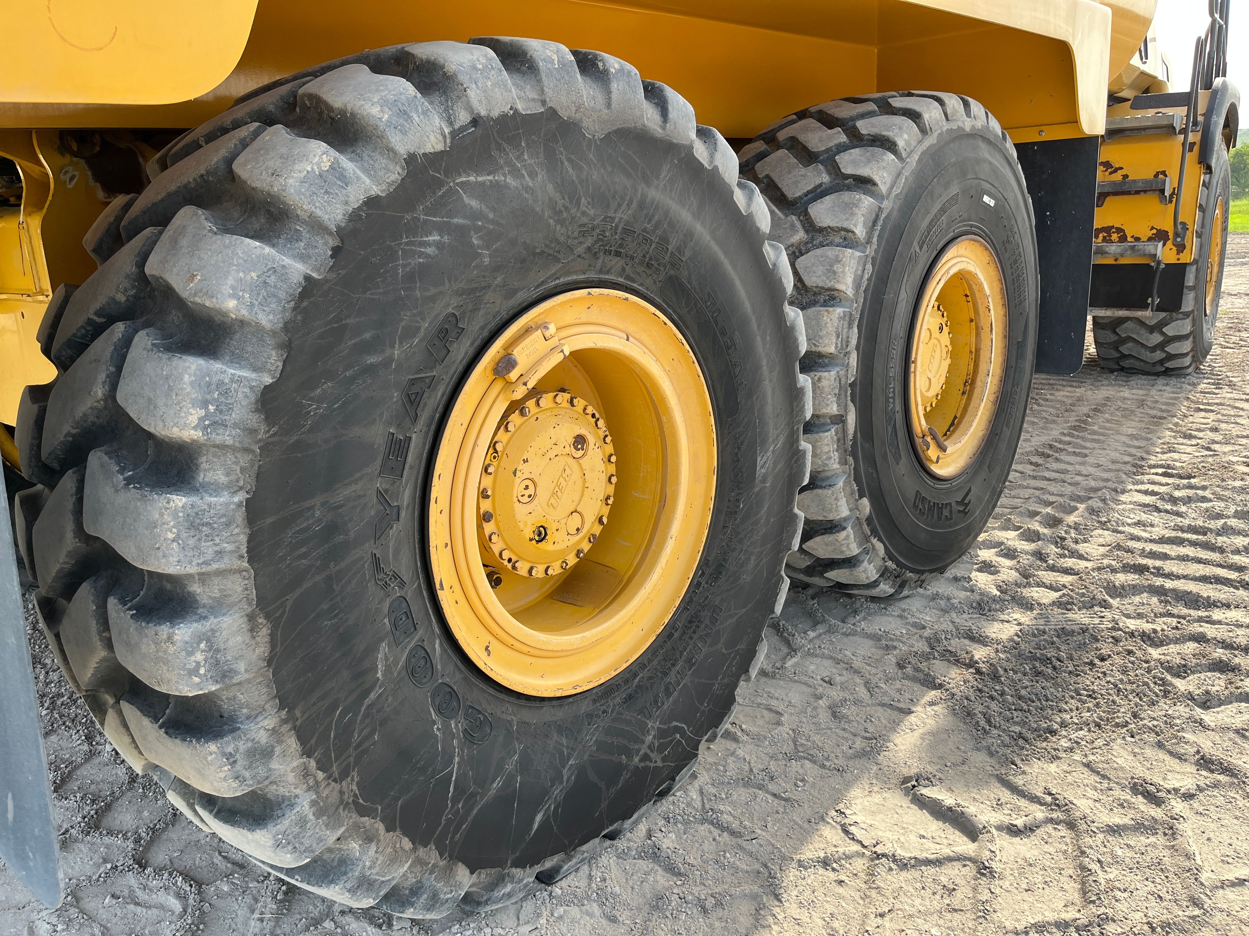 2019 BELL B30E Photo 14 Thumbnail