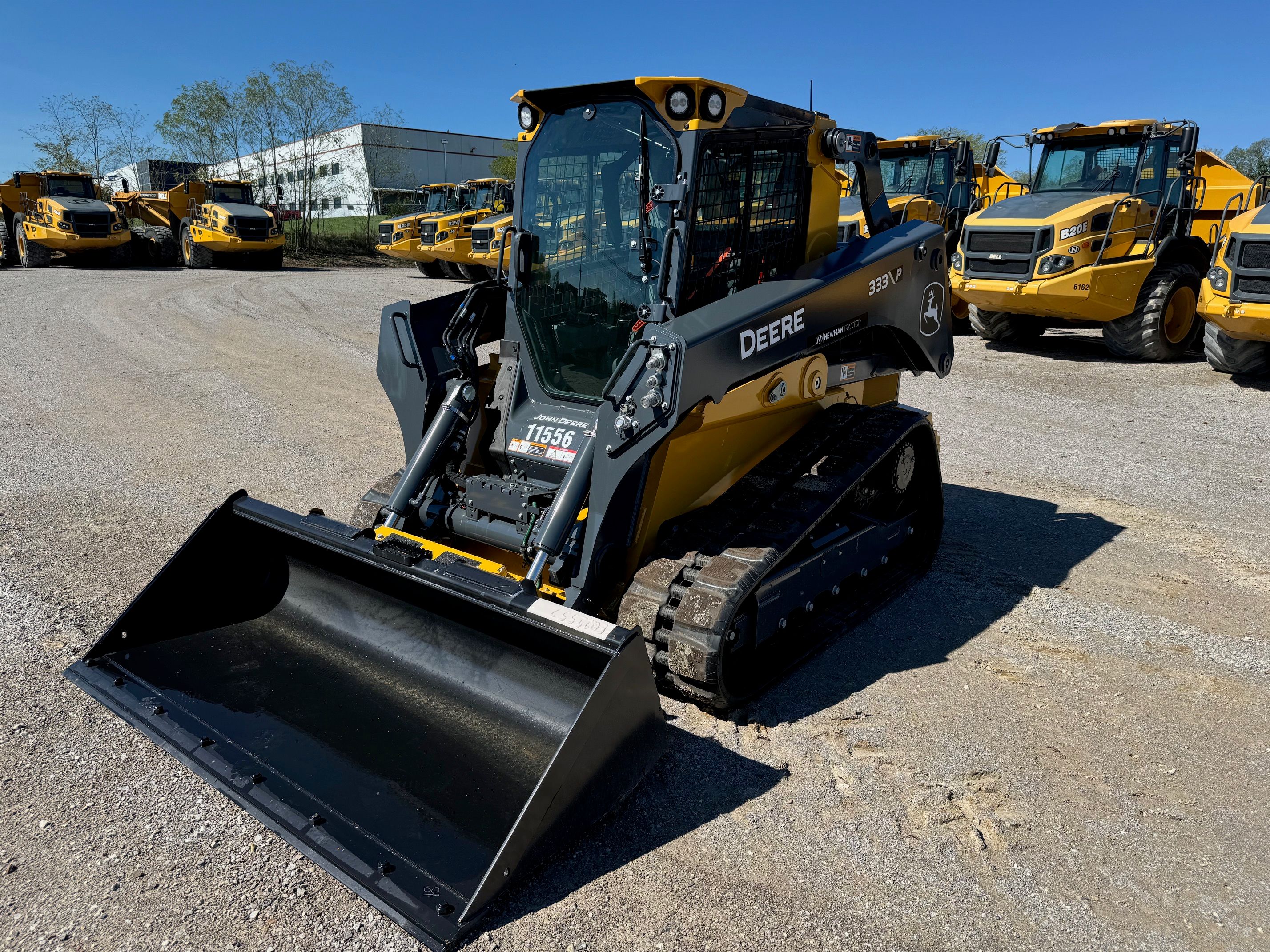 2024 JOHN DEERE 333P Photo 1 Thumbnail