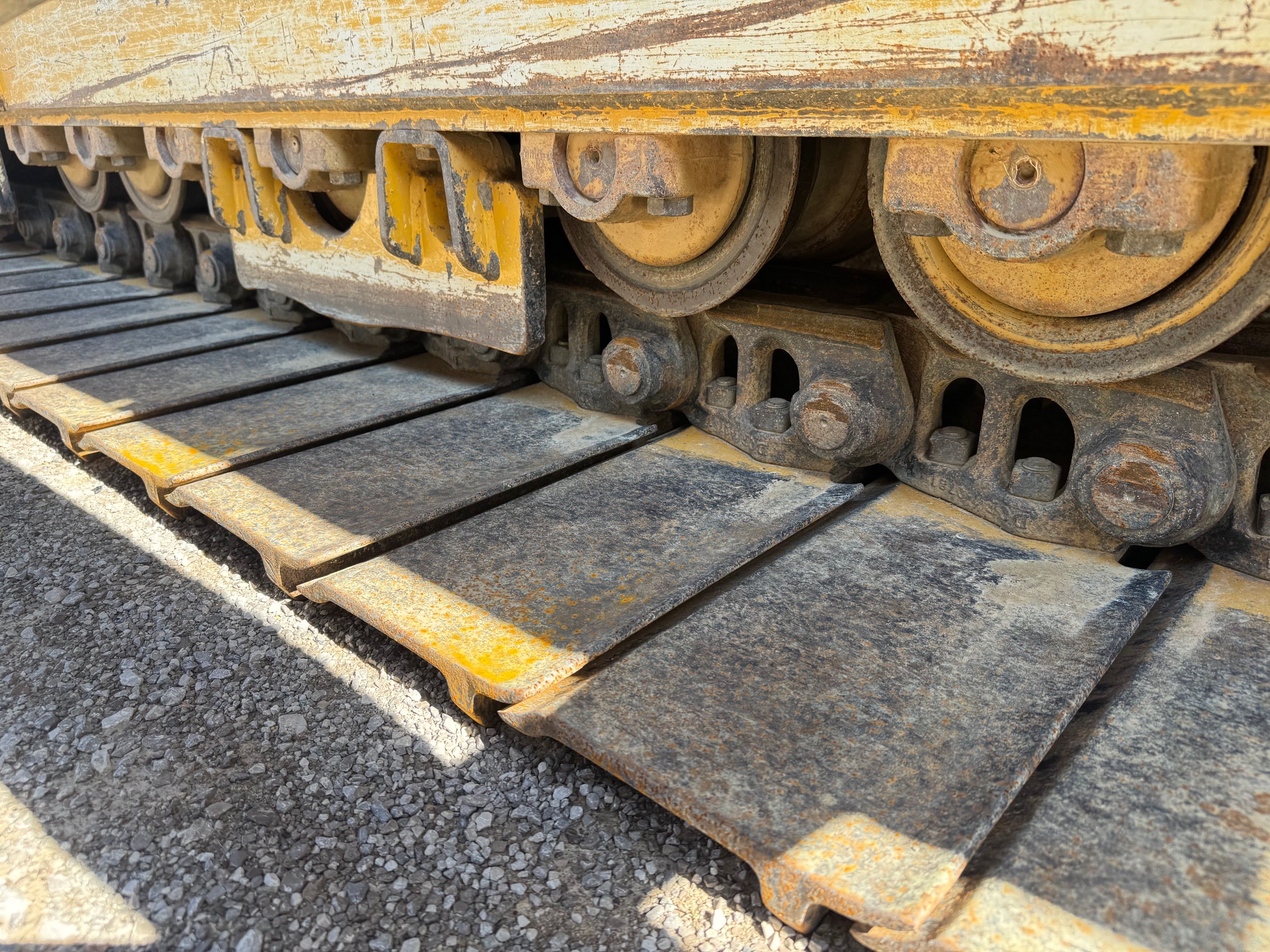 2022 JOHN DEERE 850L LGP Photo 8 Thumbnail