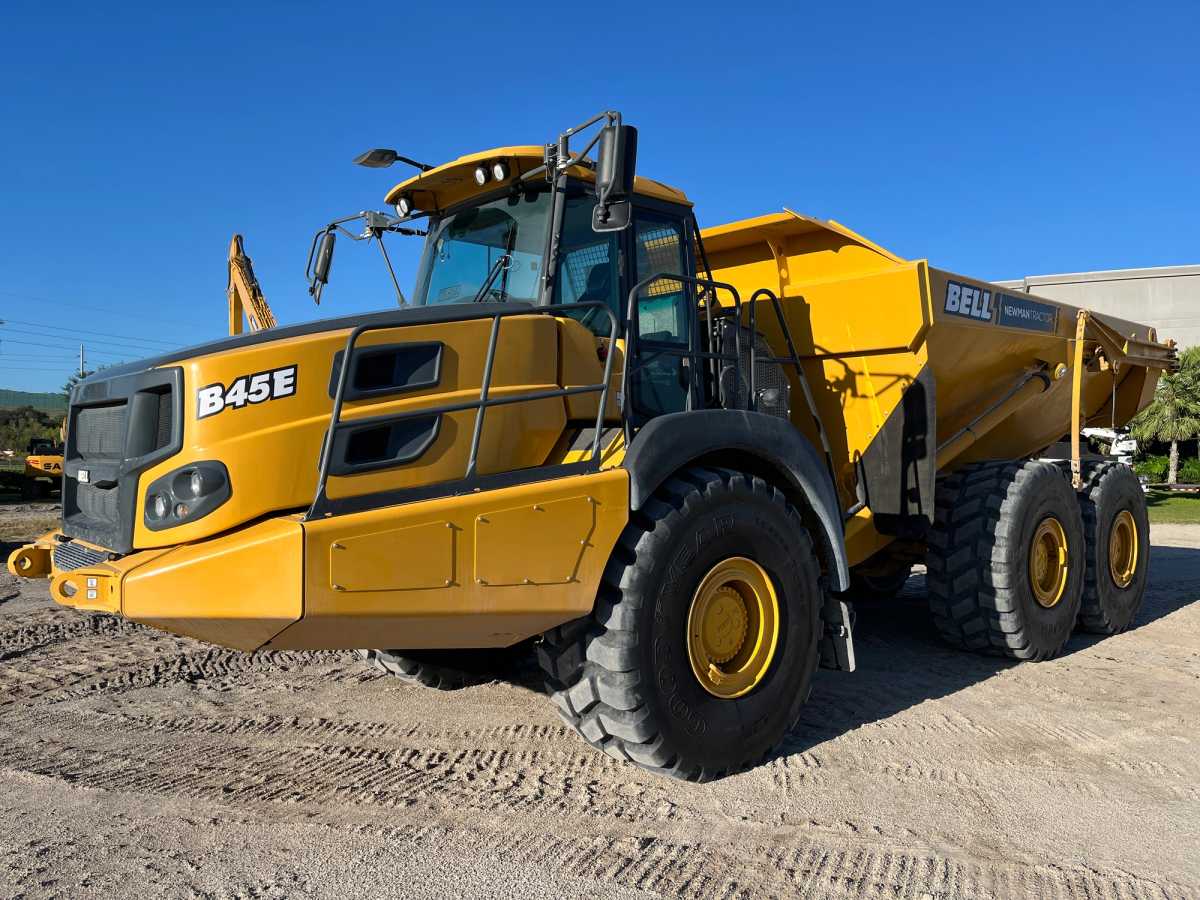 2025 BELL B45E Photo 1