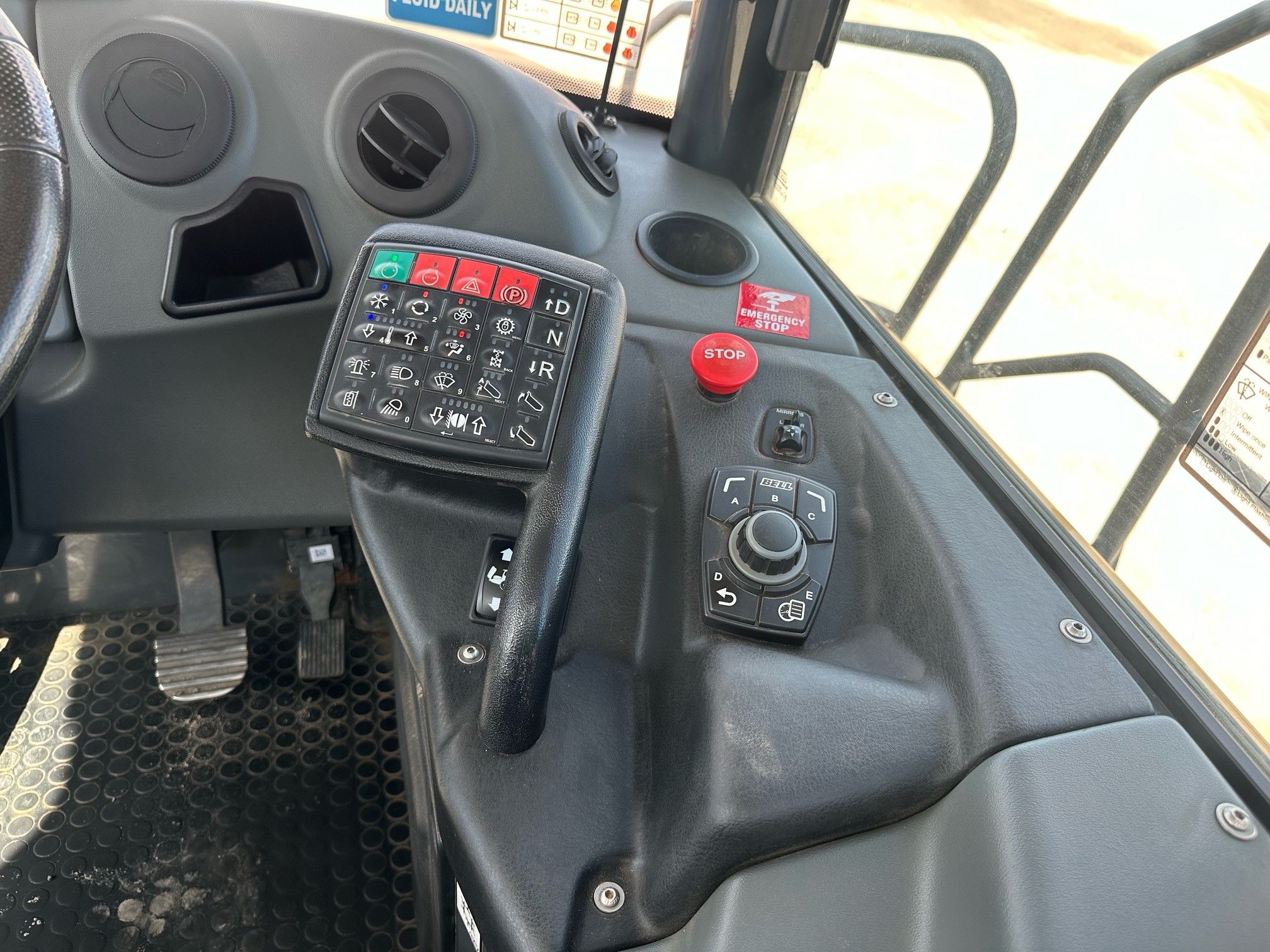 2021 BELL B30E Photo 9 Thumbnail