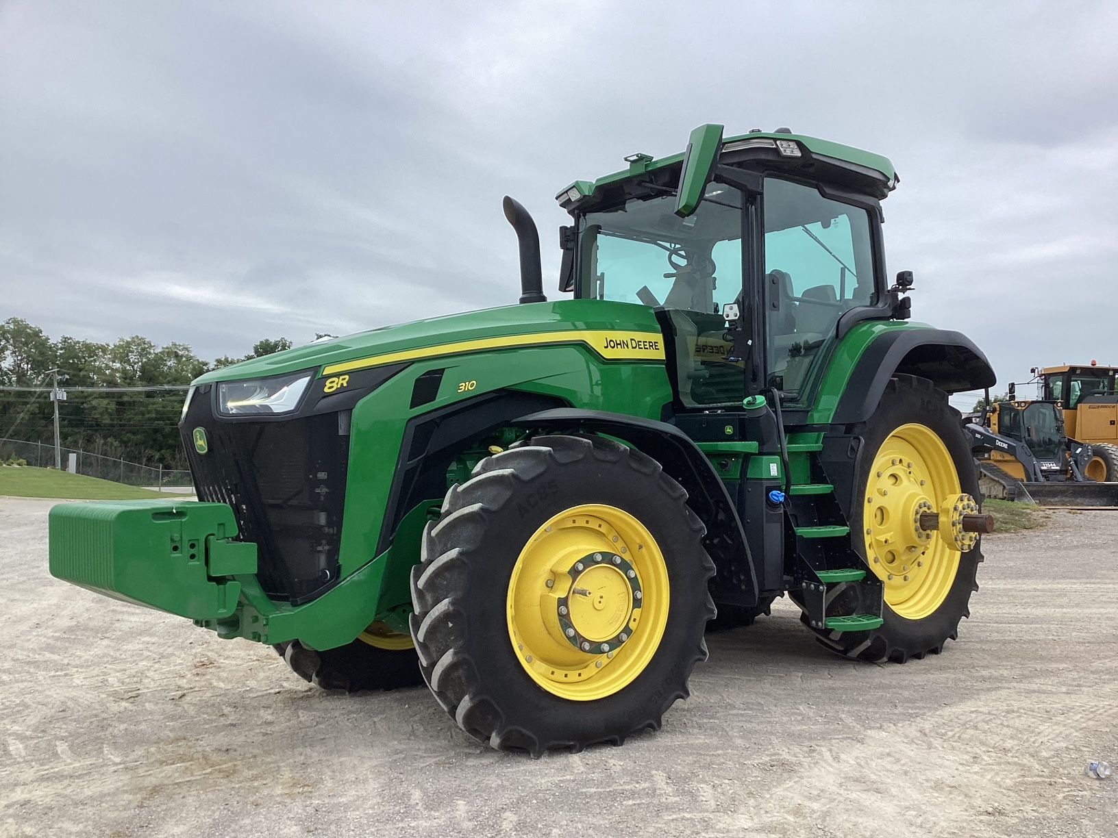 2022 JOHN DEERE 8R 310 Photo 1 Thumbnail