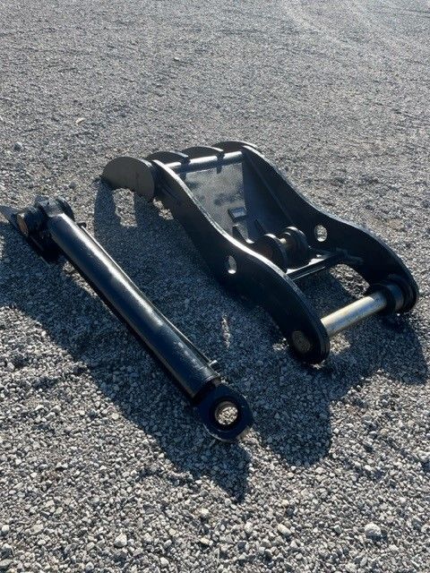 THUMB FOR SY265C (FOR USE W/ QUICK COUPLER) Photo 1 Thumbnail