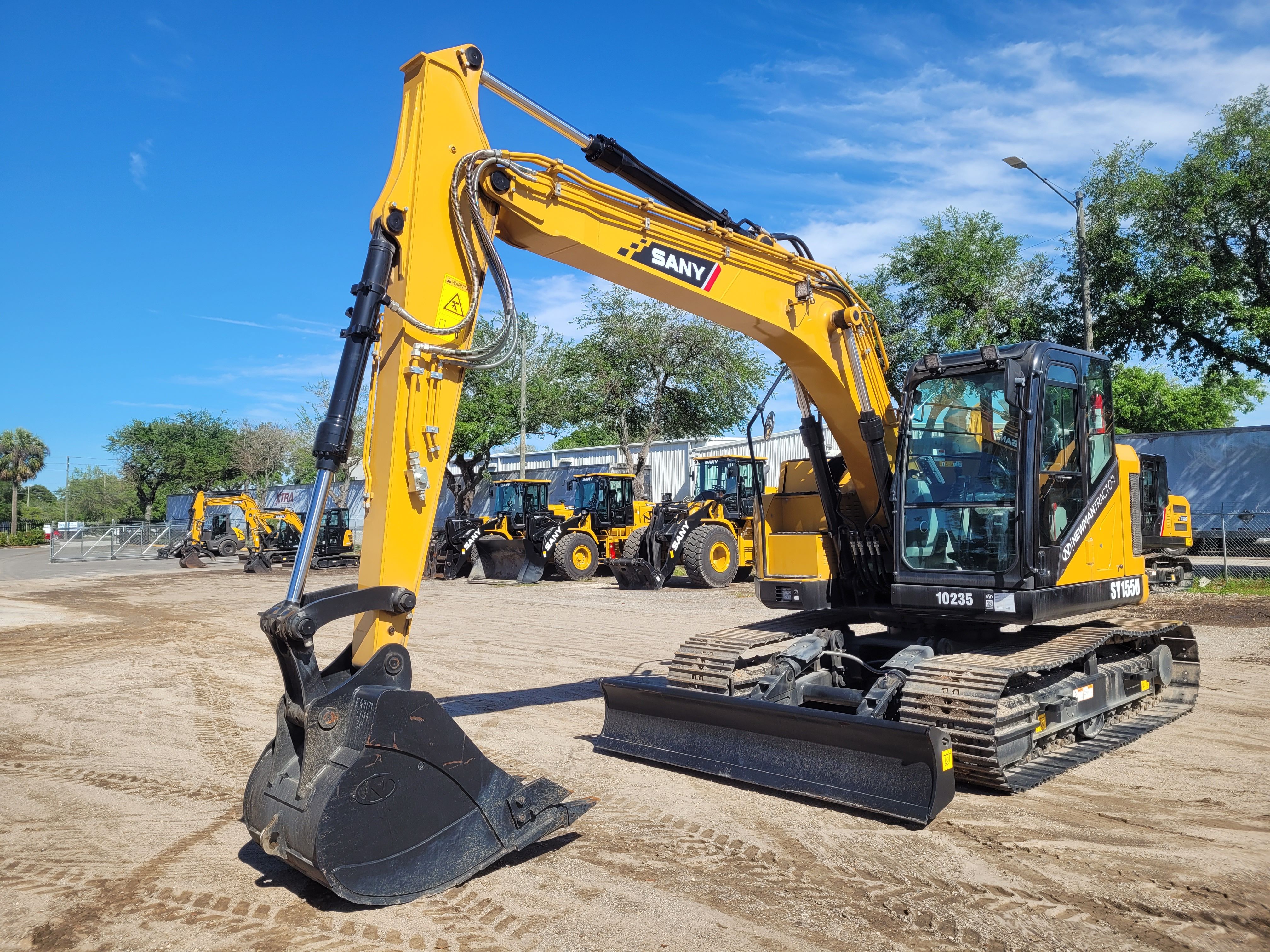 2023 SANY SY155U Photo 1 Thumbnail