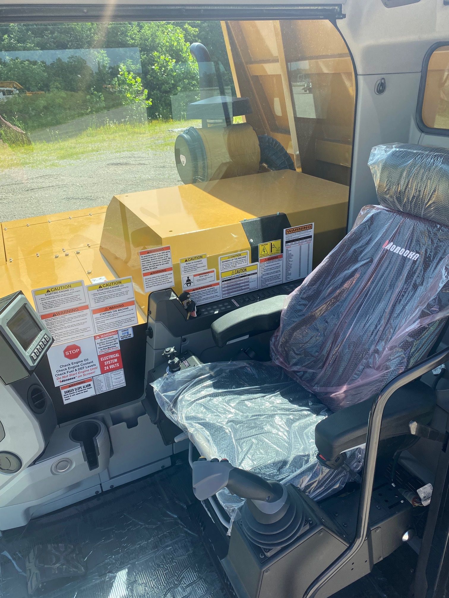 2022 MOROOKA MST 2200VD Photo 10 Thumbnail