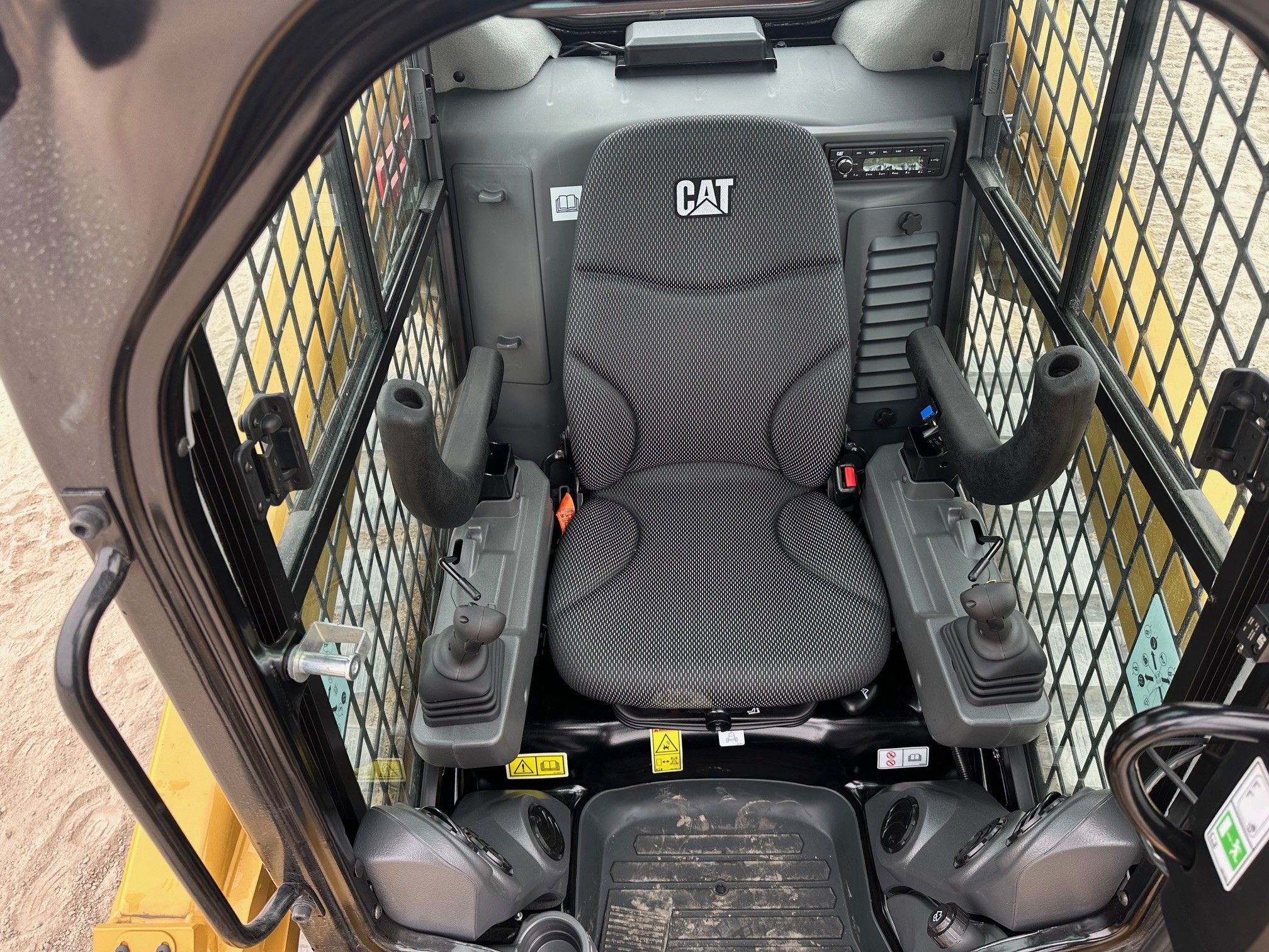 2024 CAT 299D3 Photo 7 Thumbnail