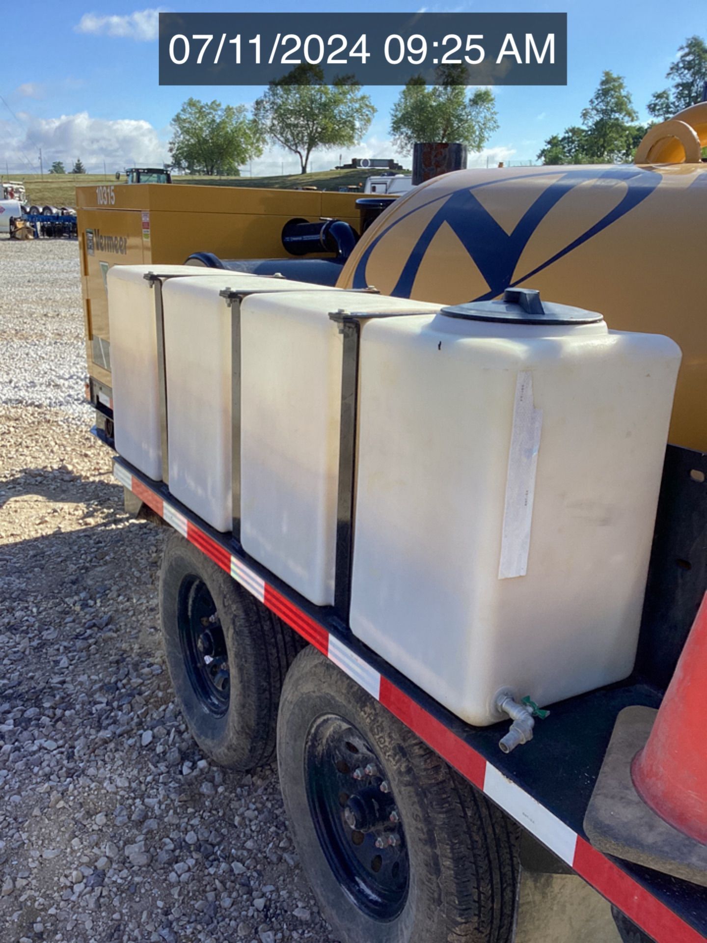 2023 VACTRON LP573XDT VACUUM w/trailer Photo 4 Thumbnail