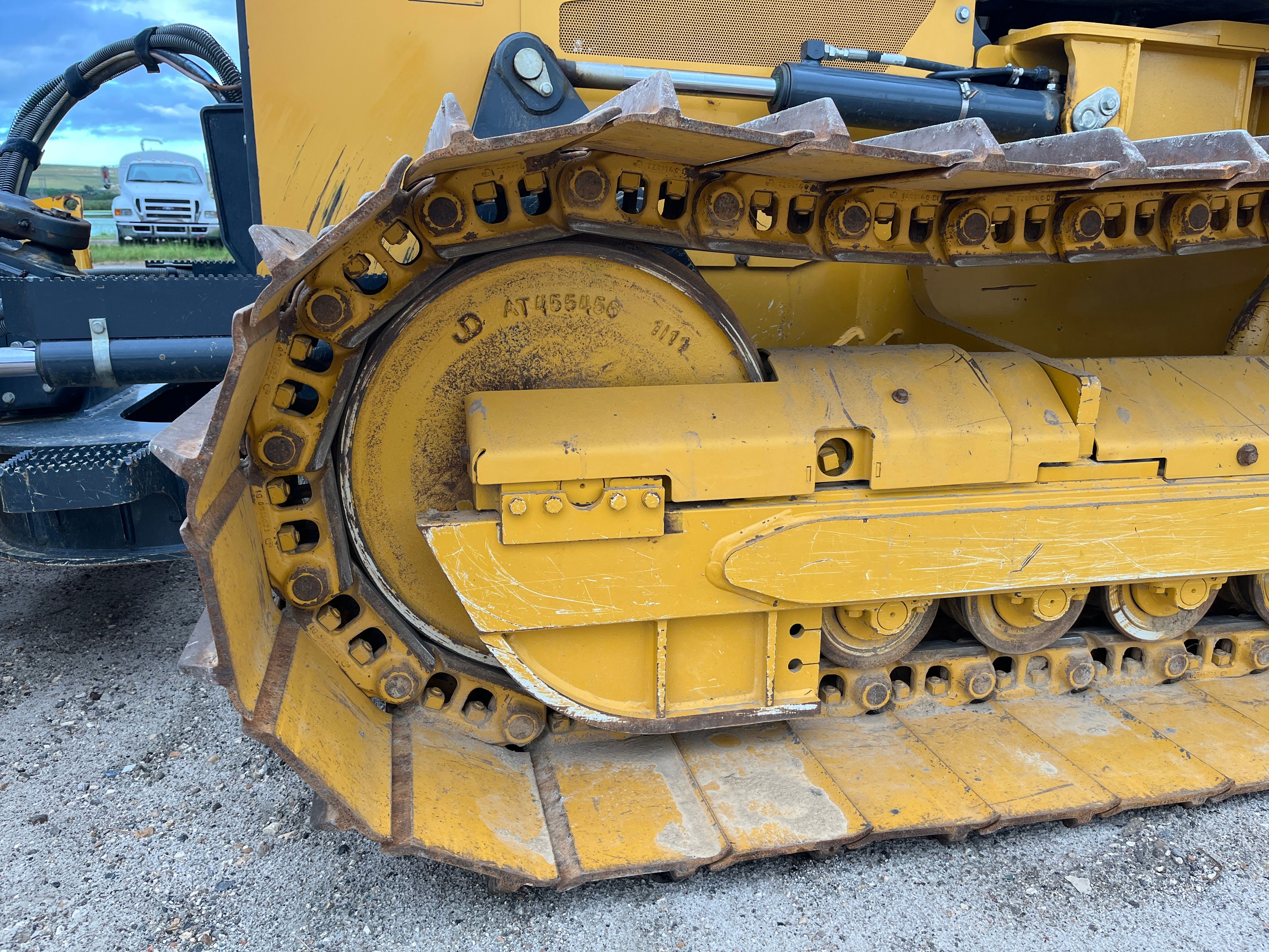 2023 JOHN DEERE 650 P-TIER Photo 12 Thumbnail