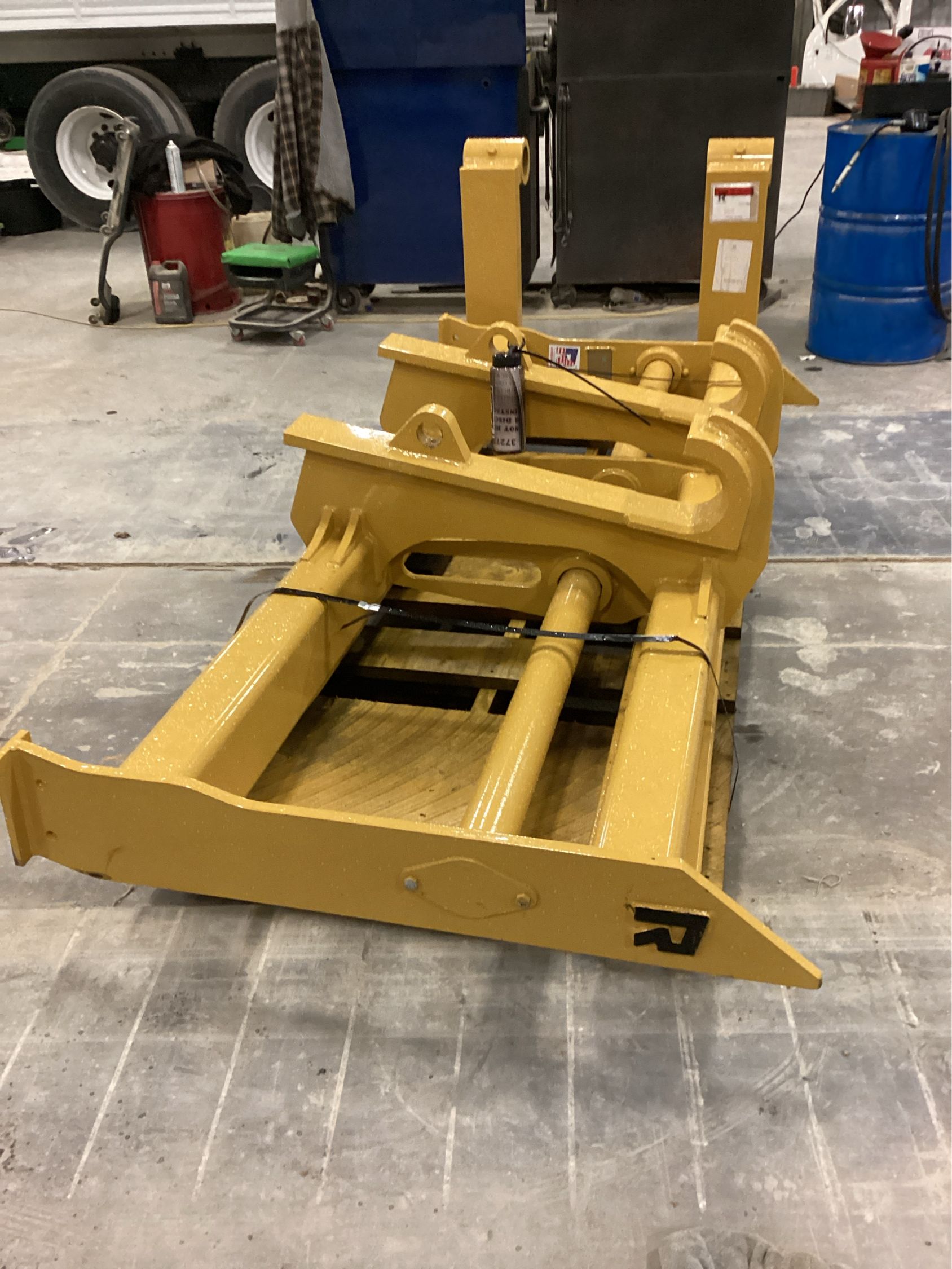 96" FORKS FOR 963K WITH BALDERSON COUPLER Photo 1 Thumbnail