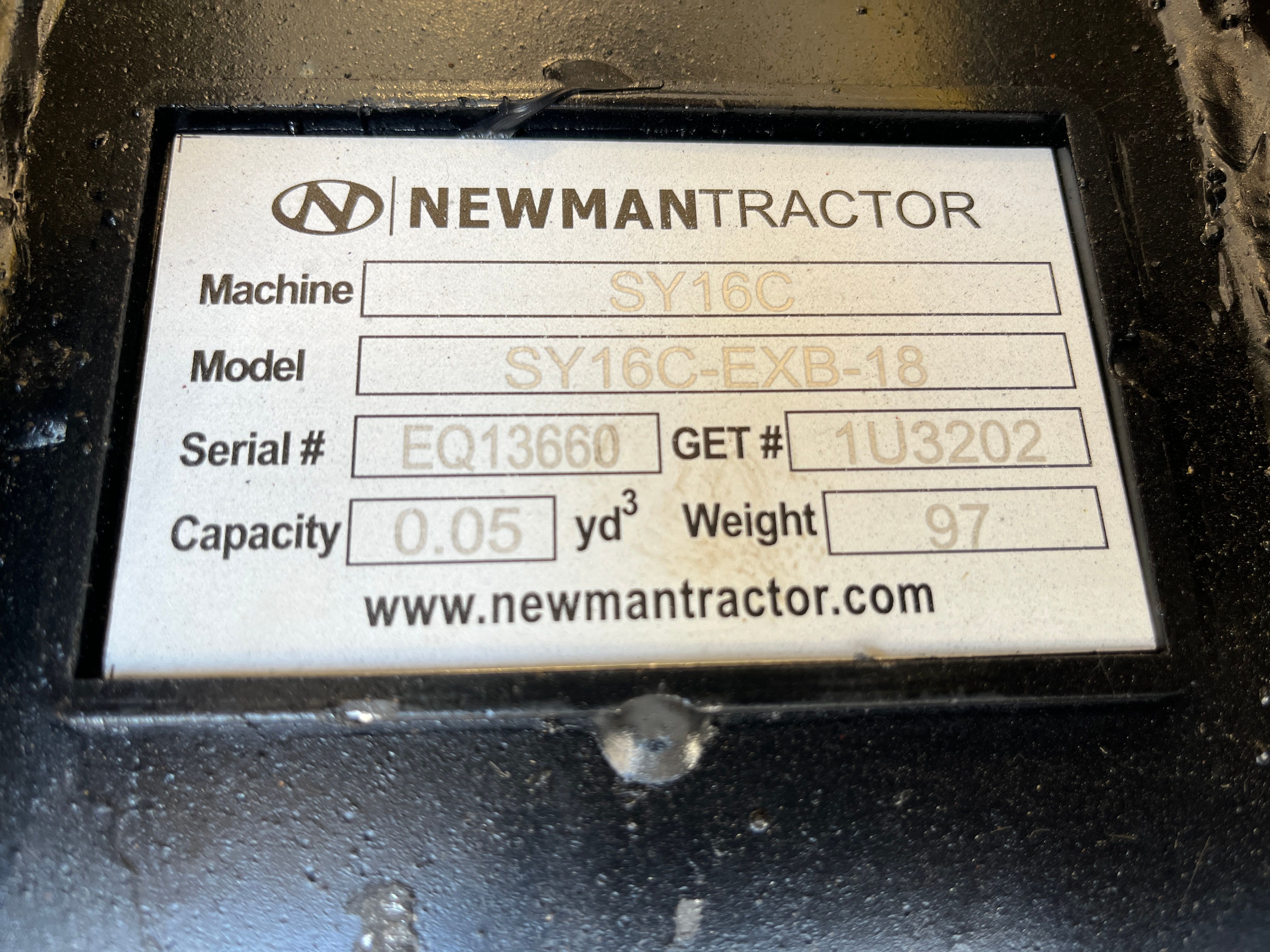 18" BUCKET FOR SY16C Photo 5 Thumbnail