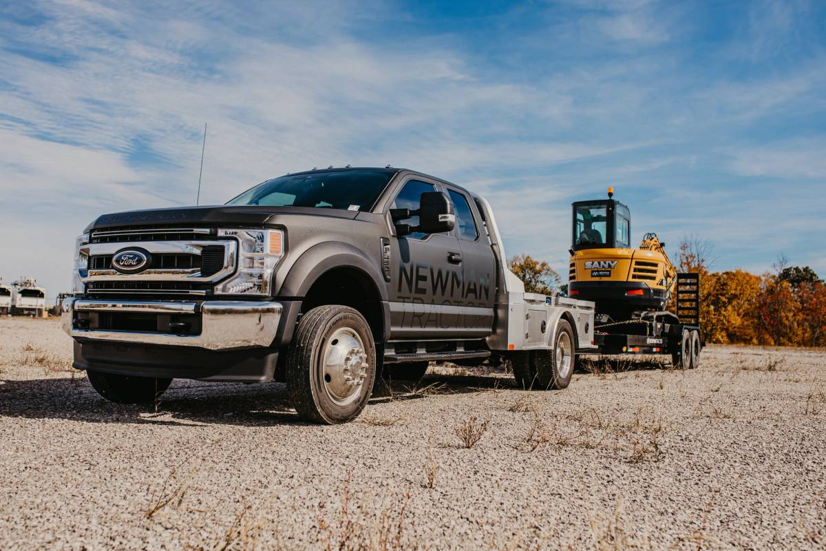 Newman Tractor Image